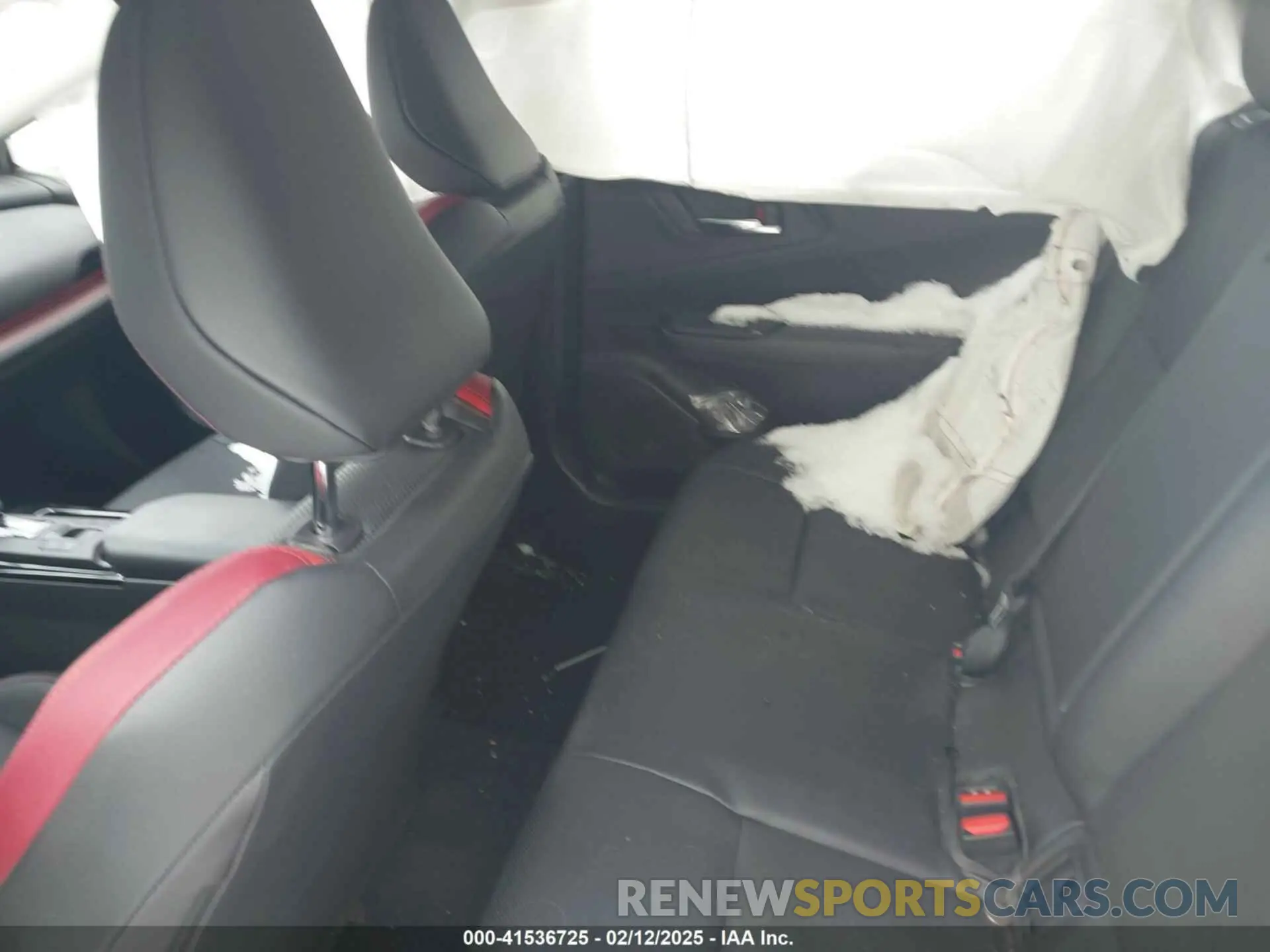 8 fotografías del automóvil dañado JTDACACU6R3024797 TOYOTA PRIUS PRIME 2024