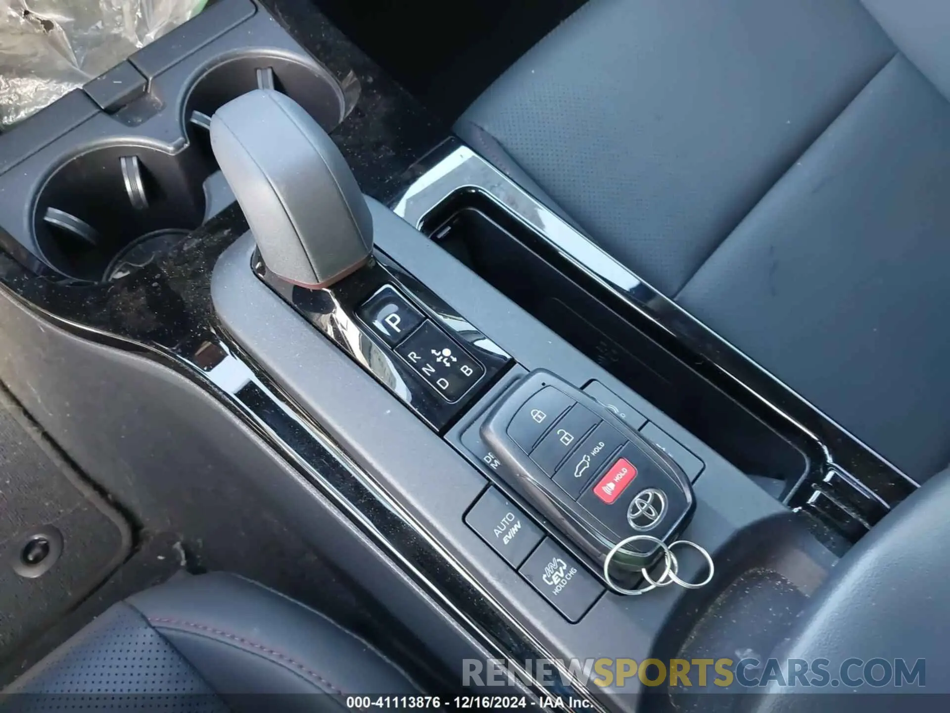 11 fotografías del automóvil dañado JTDACACU9R3012286 TOYOTA PRIUS PRIME 2024