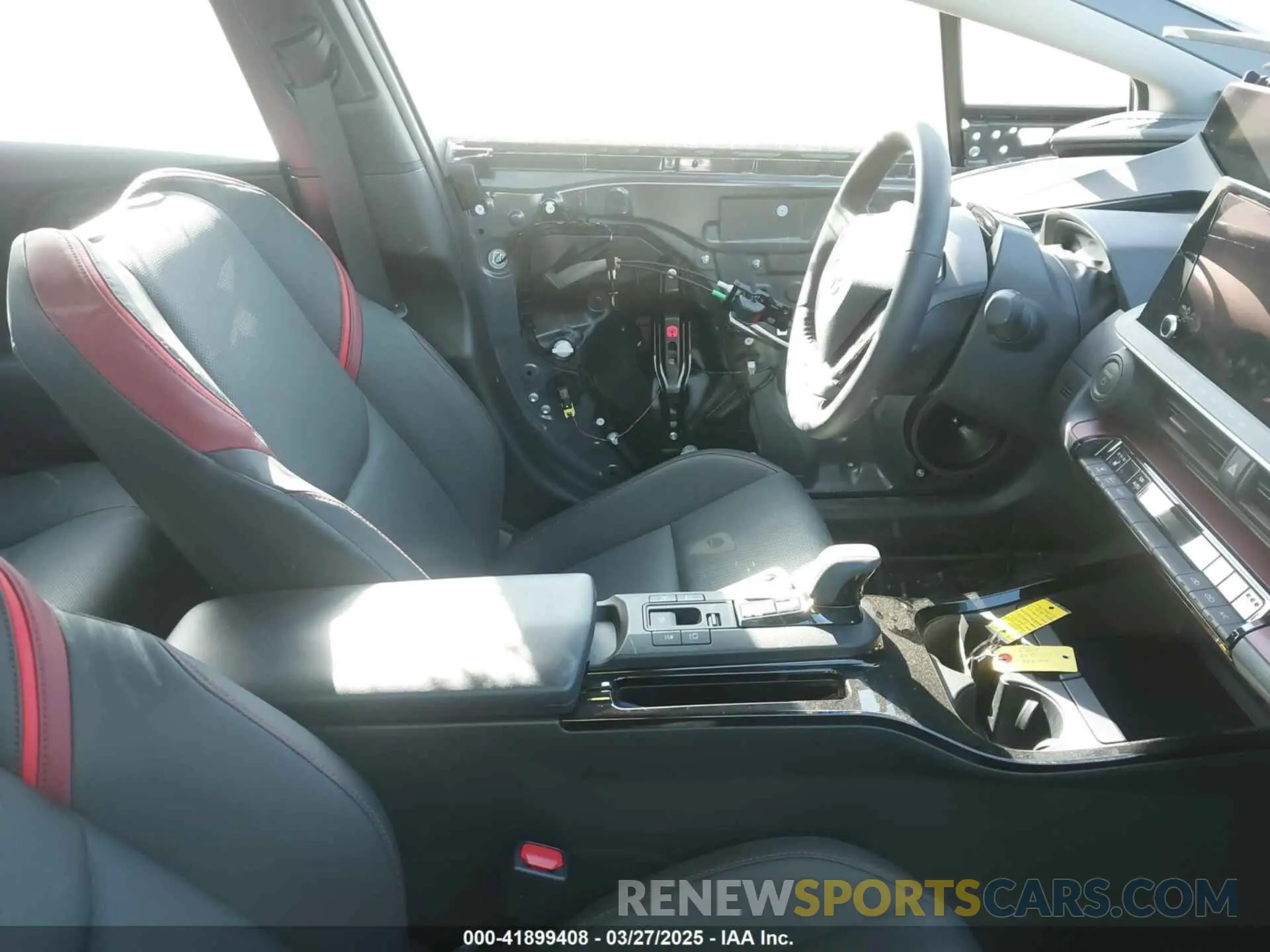 5 fotografías del automóvil dañado JTDACACU9R3022803 TOYOTA PRIUS PRIME 2024
