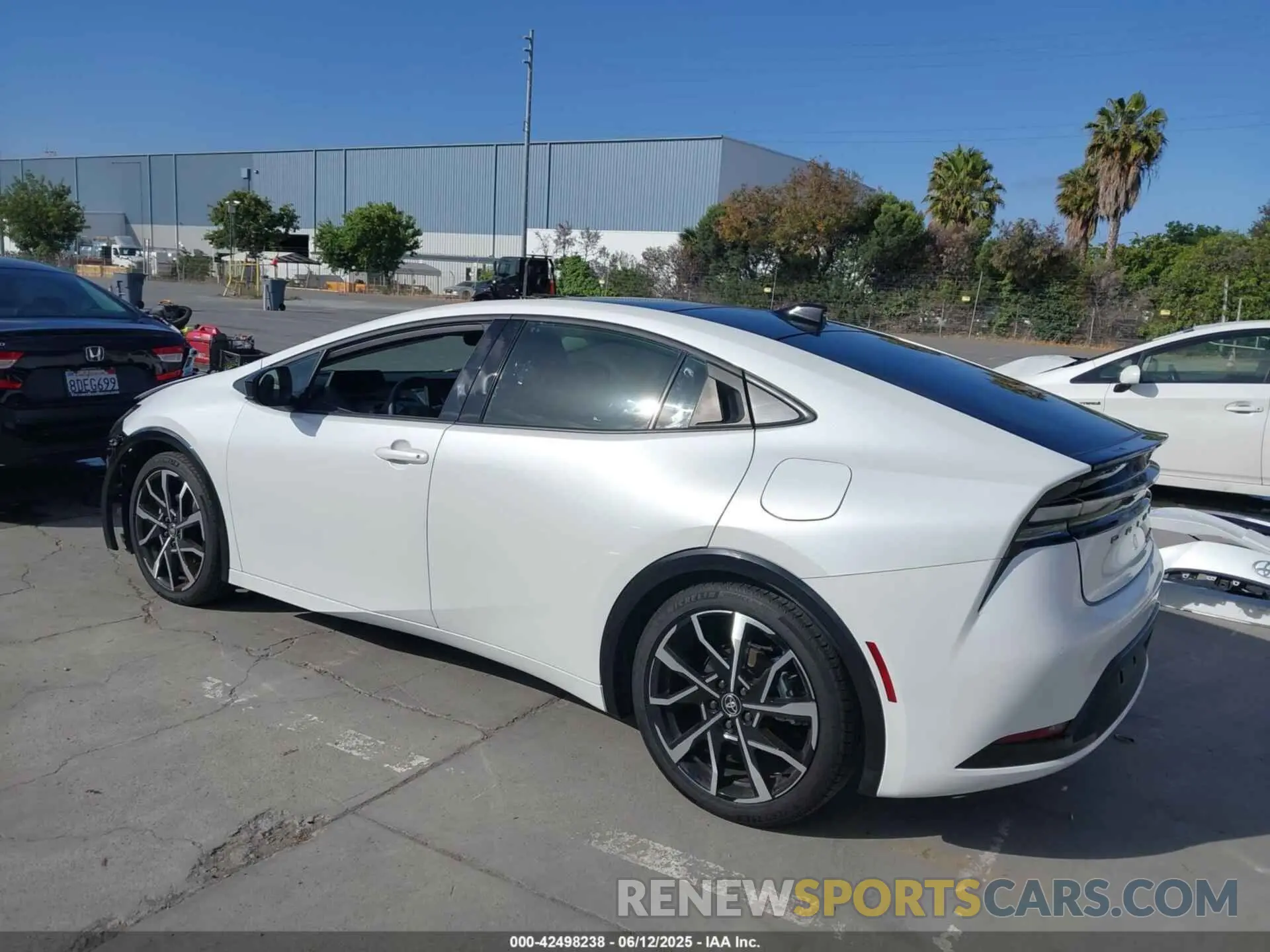 3 fotografías del automóvil dañado JTDACACU9R3023174 TOYOTA PRIUS PRIME 2024
