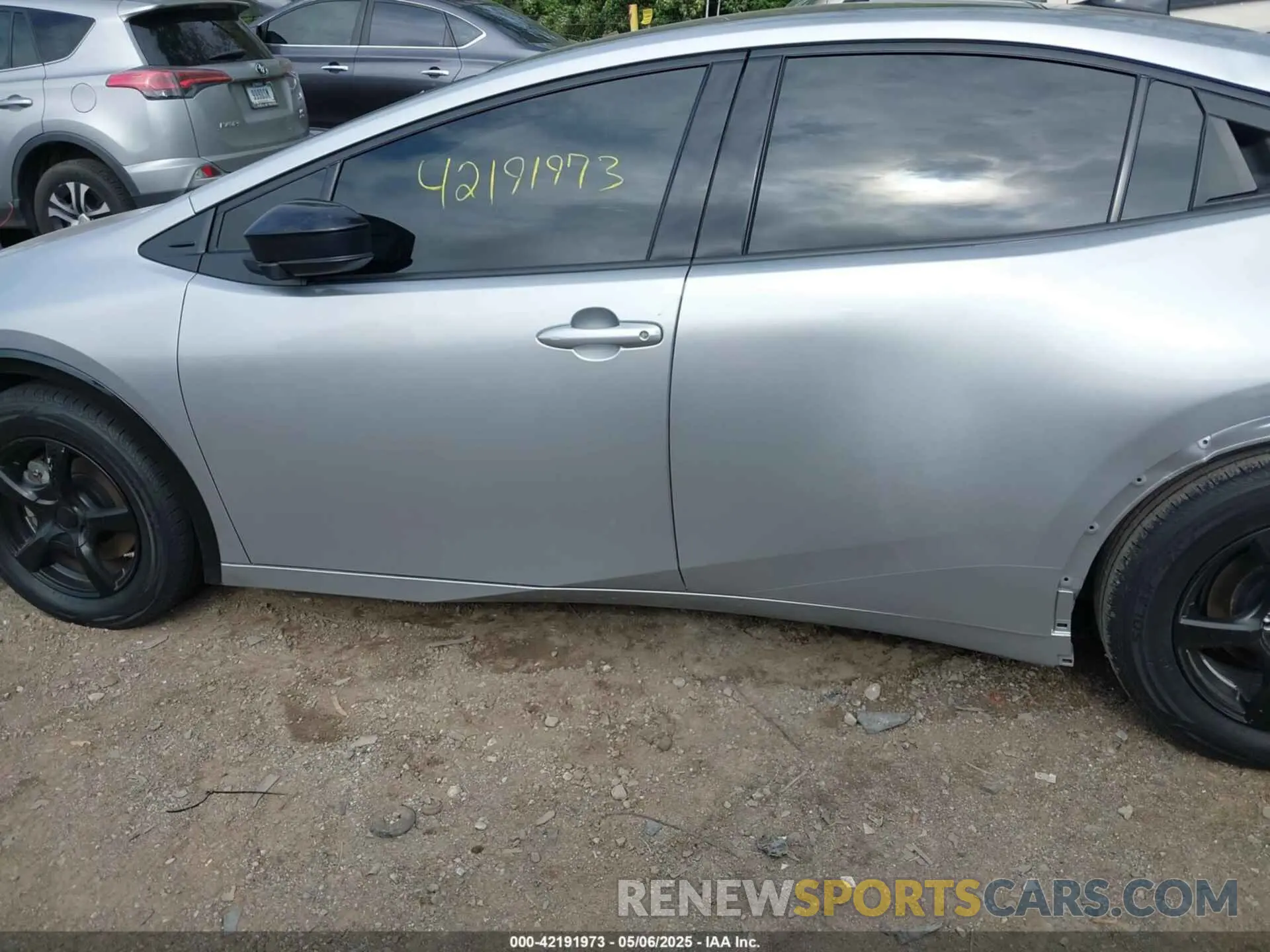14 fotografías del automóvil dañado JTDACACUXR3017433 TOYOTA PRIUS PRIME 2024