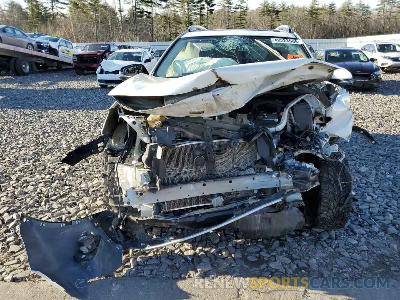 5 fotografías del automóvil dañado JTMDFREV1JJ251114 TOYOTA RAV4 2018