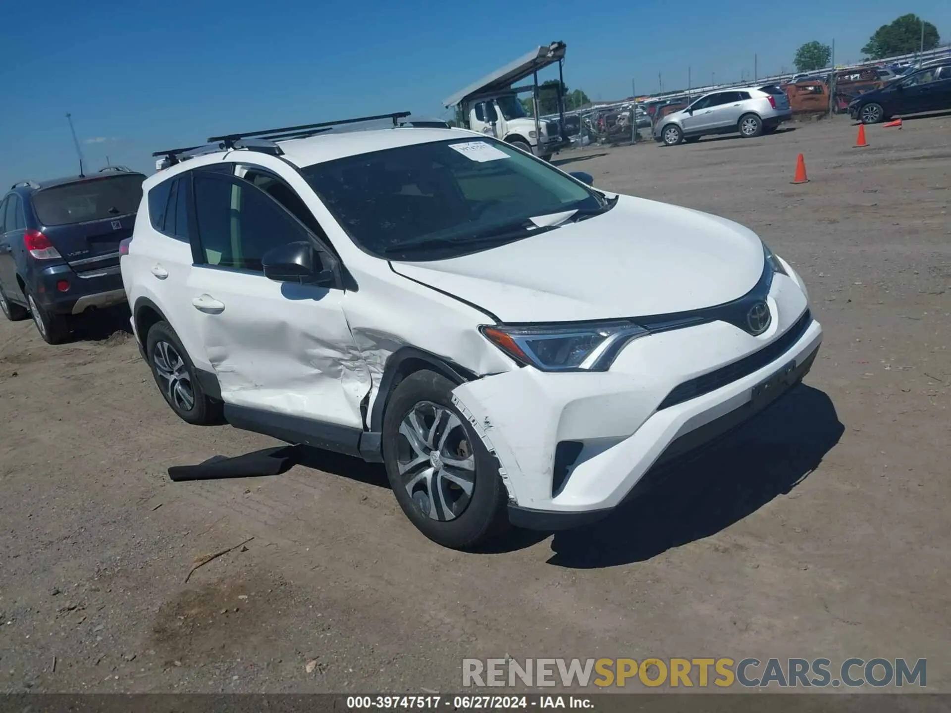1 fotografías del automóvil dañado JTMZFREVXJJ155505 TOYOTA RAV4 2018