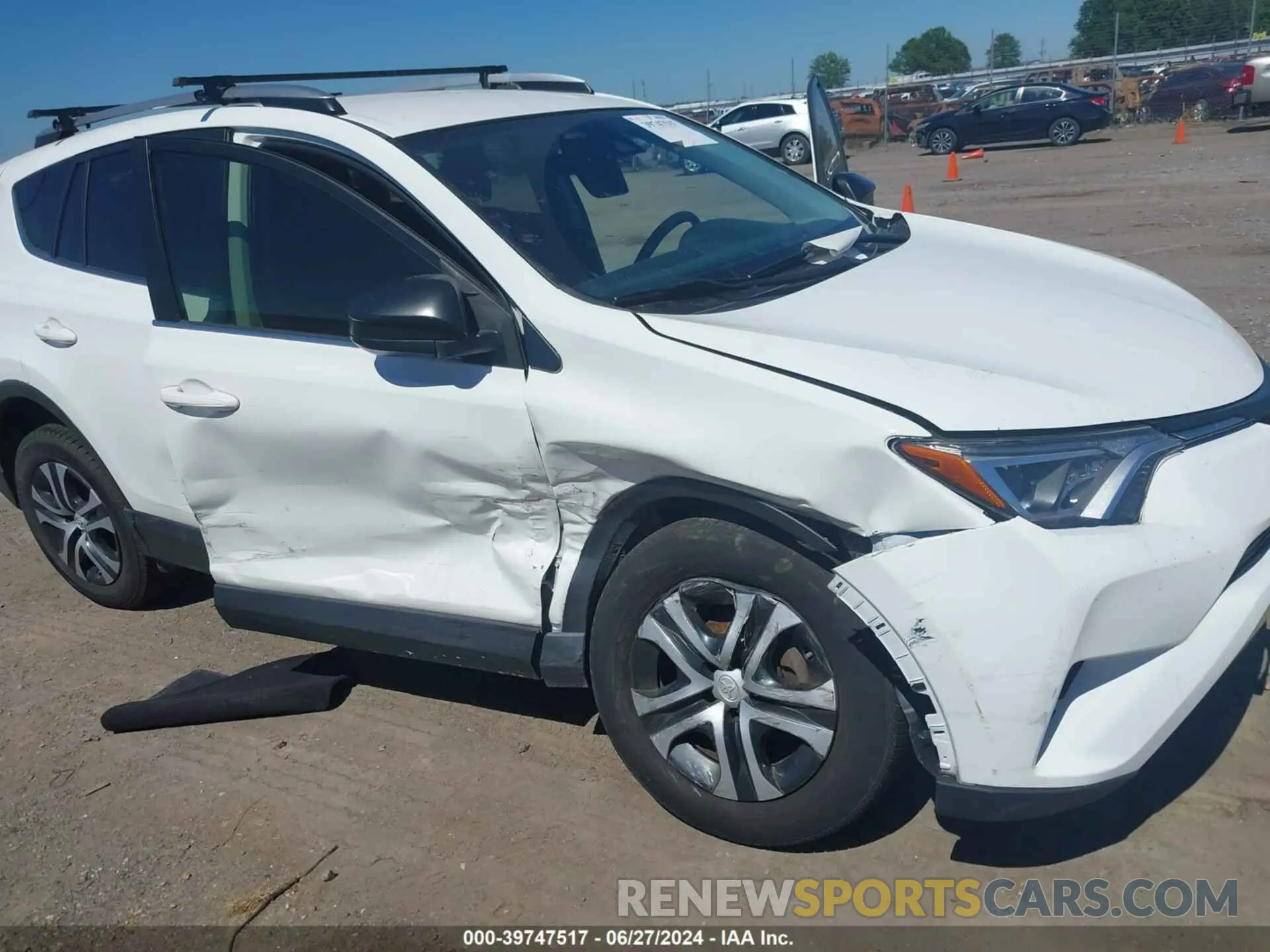 6 fotografías del automóvil dañado JTMZFREVXJJ155505 TOYOTA RAV4 2018