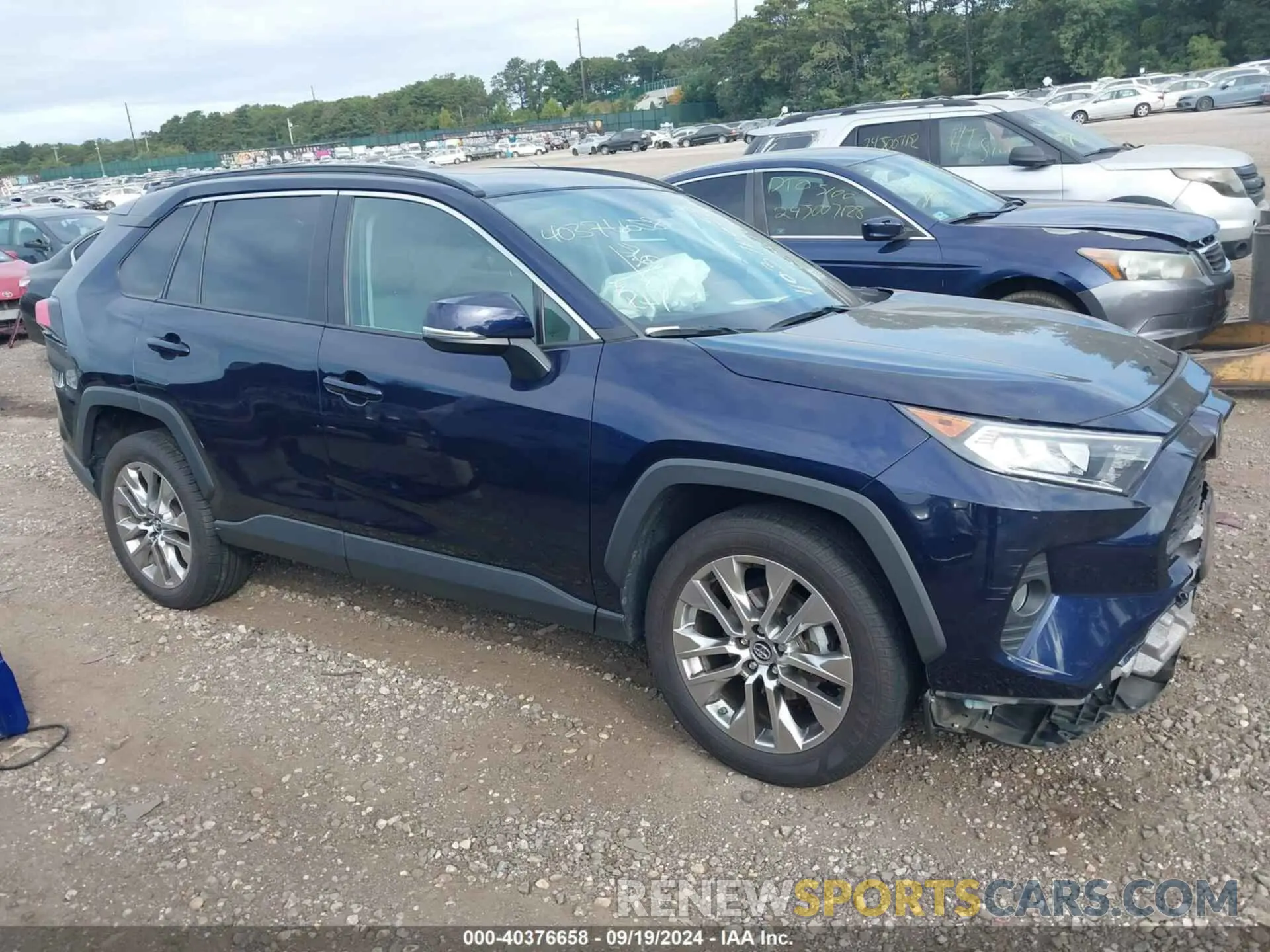 12 fotografías del automóvil dañado 2T3A1RFV0KW043552 TOYOTA RAV4 2019