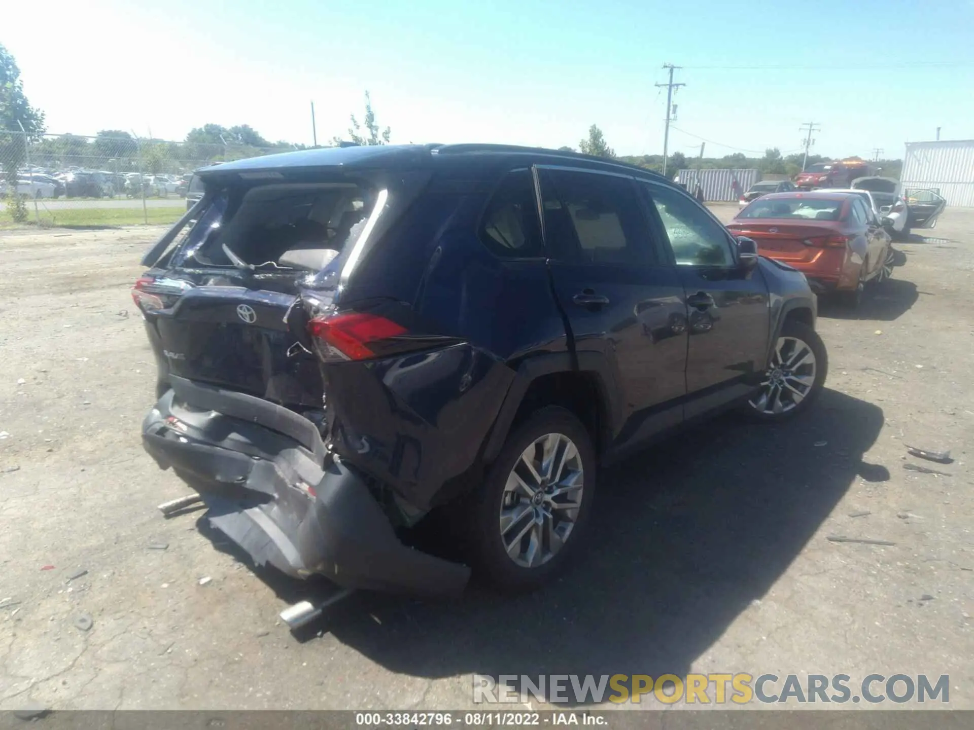 4 fotografías del automóvil dañado 2T3A1RFV0KW051358 TOYOTA RAV4 2019