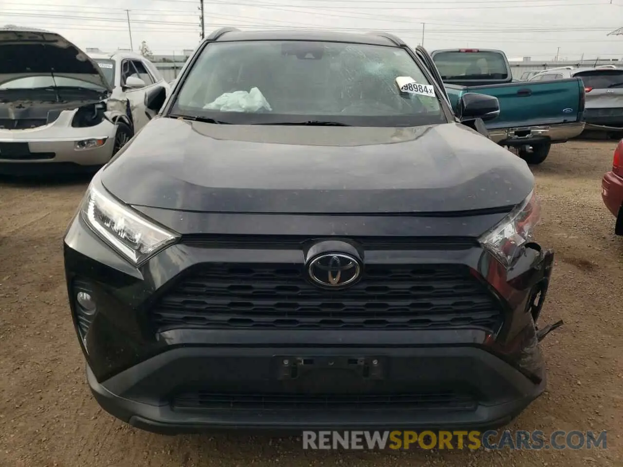 5 fotografías del automóvil dañado 2T3A1RFV0KW054938 TOYOTA RAV4 2019