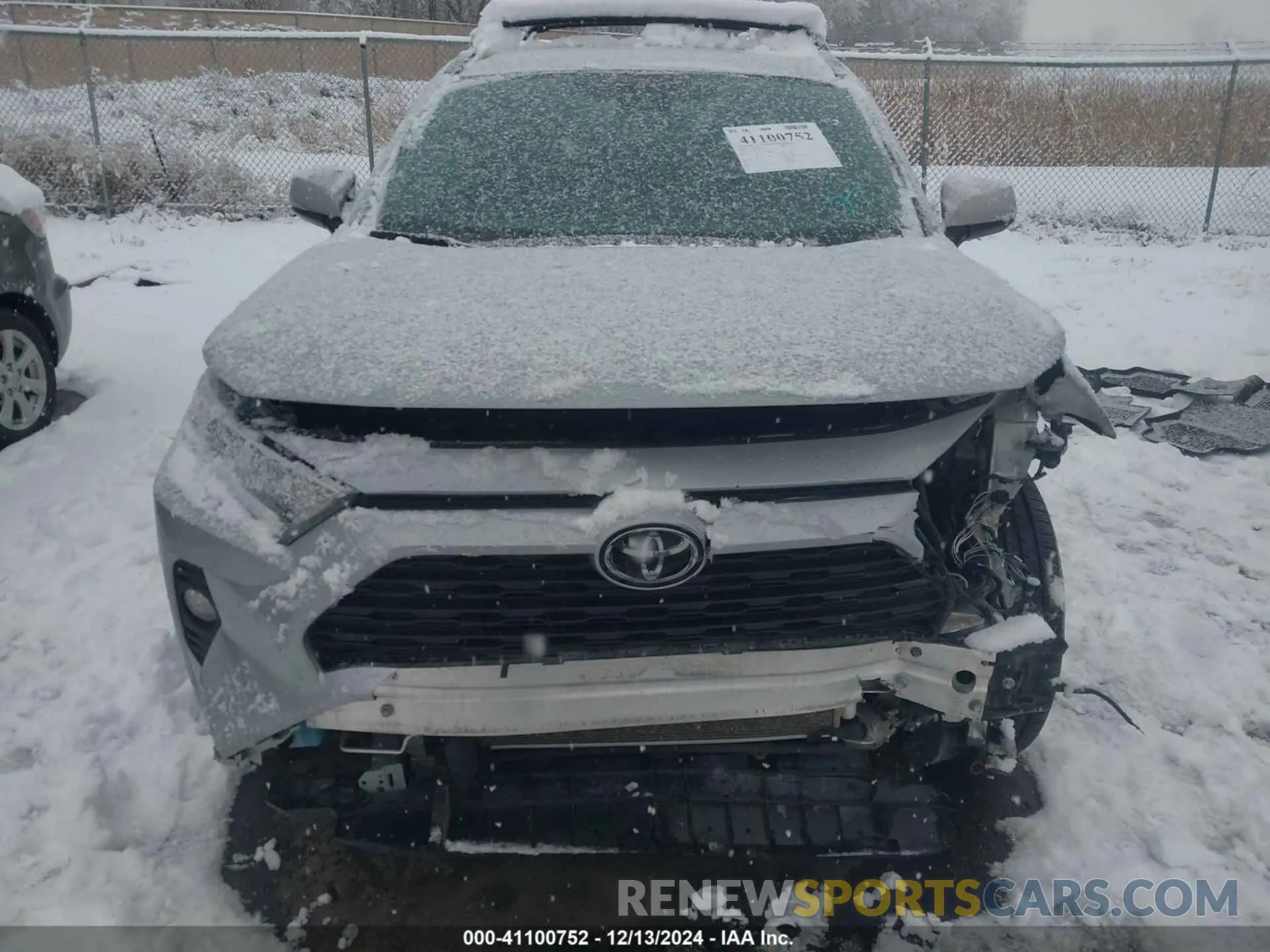 13 fotografías del automóvil dañado 2T3A1RFV1KW038490 TOYOTA RAV4 2019