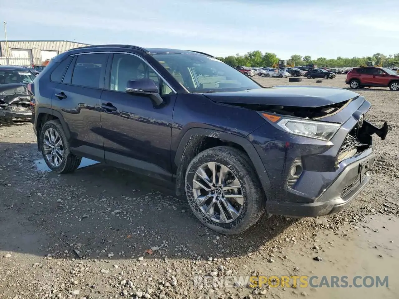 4 fotografías del automóvil dañado 2T3A1RFV1KW067634 TOYOTA RAV4 2019