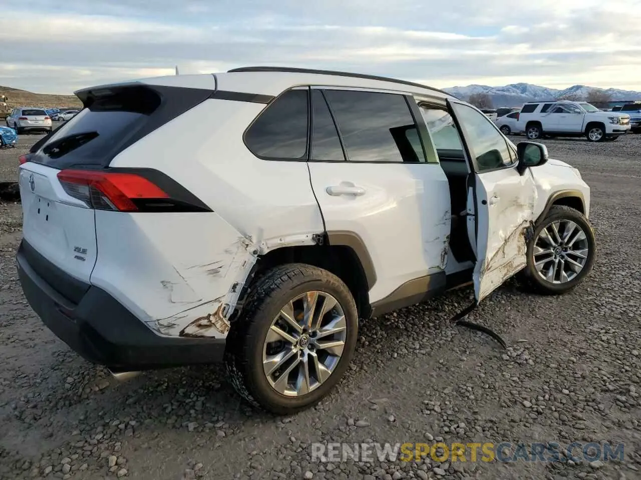 3 fotografías del automóvil dañado 2T3A1RFV2KW077508 TOYOTA RAV4 2019