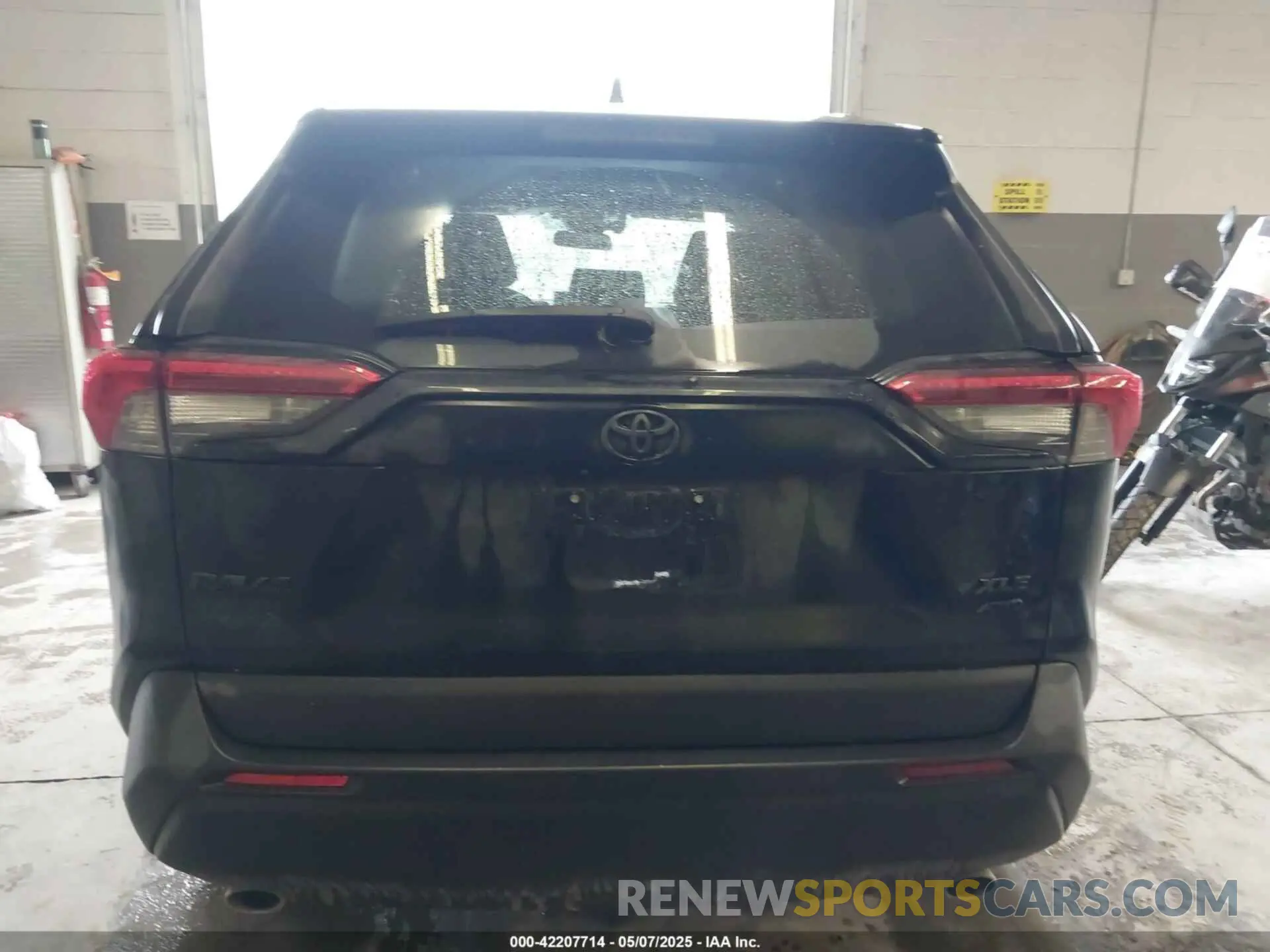 16 fotografías del automóvil dañado 2T3A1RFV3KC047290 TOYOTA RAV4 2019