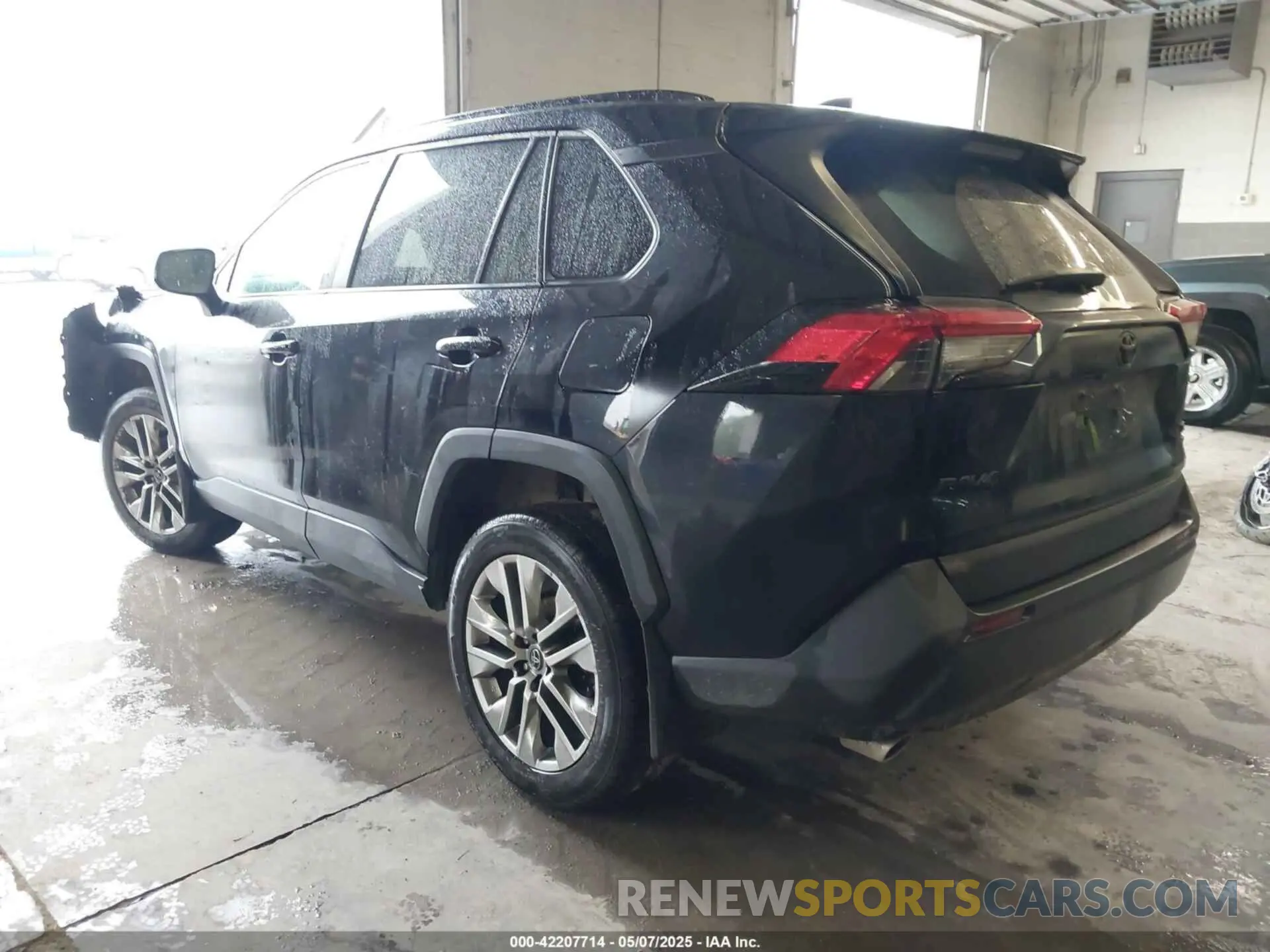 3 fotografías del automóvil dañado 2T3A1RFV3KC047290 TOYOTA RAV4 2019