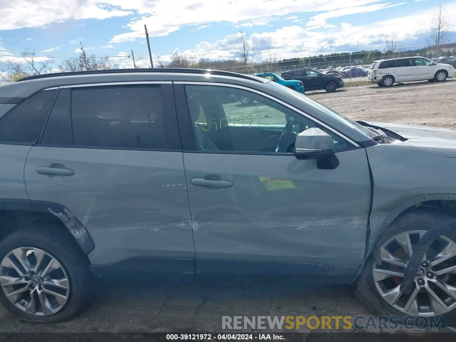 13 fotografías del automóvil dañado 2T3A1RFV3KW045053 TOYOTA RAV4 2019