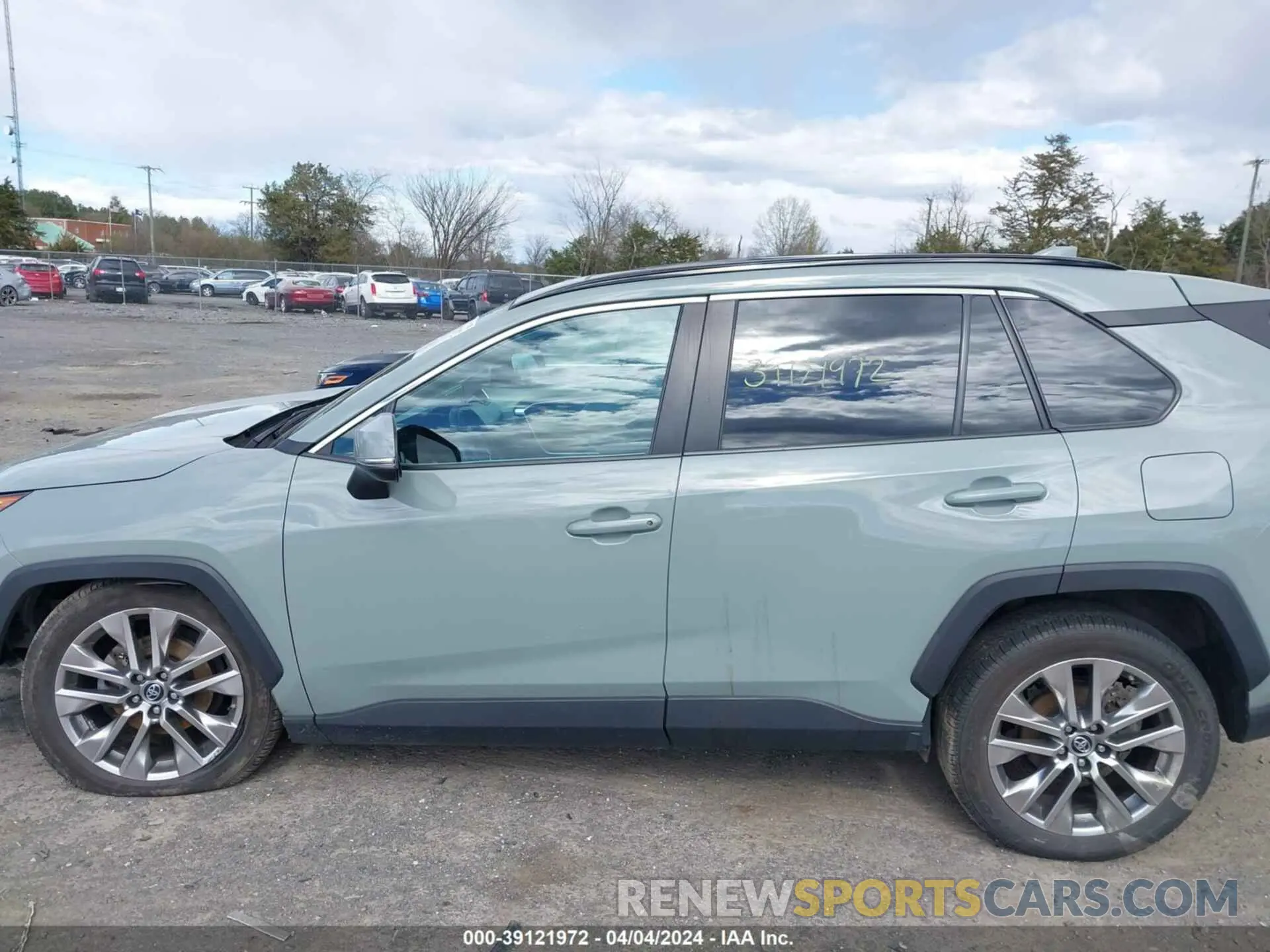 14 fotografías del automóvil dañado 2T3A1RFV3KW045053 TOYOTA RAV4 2019