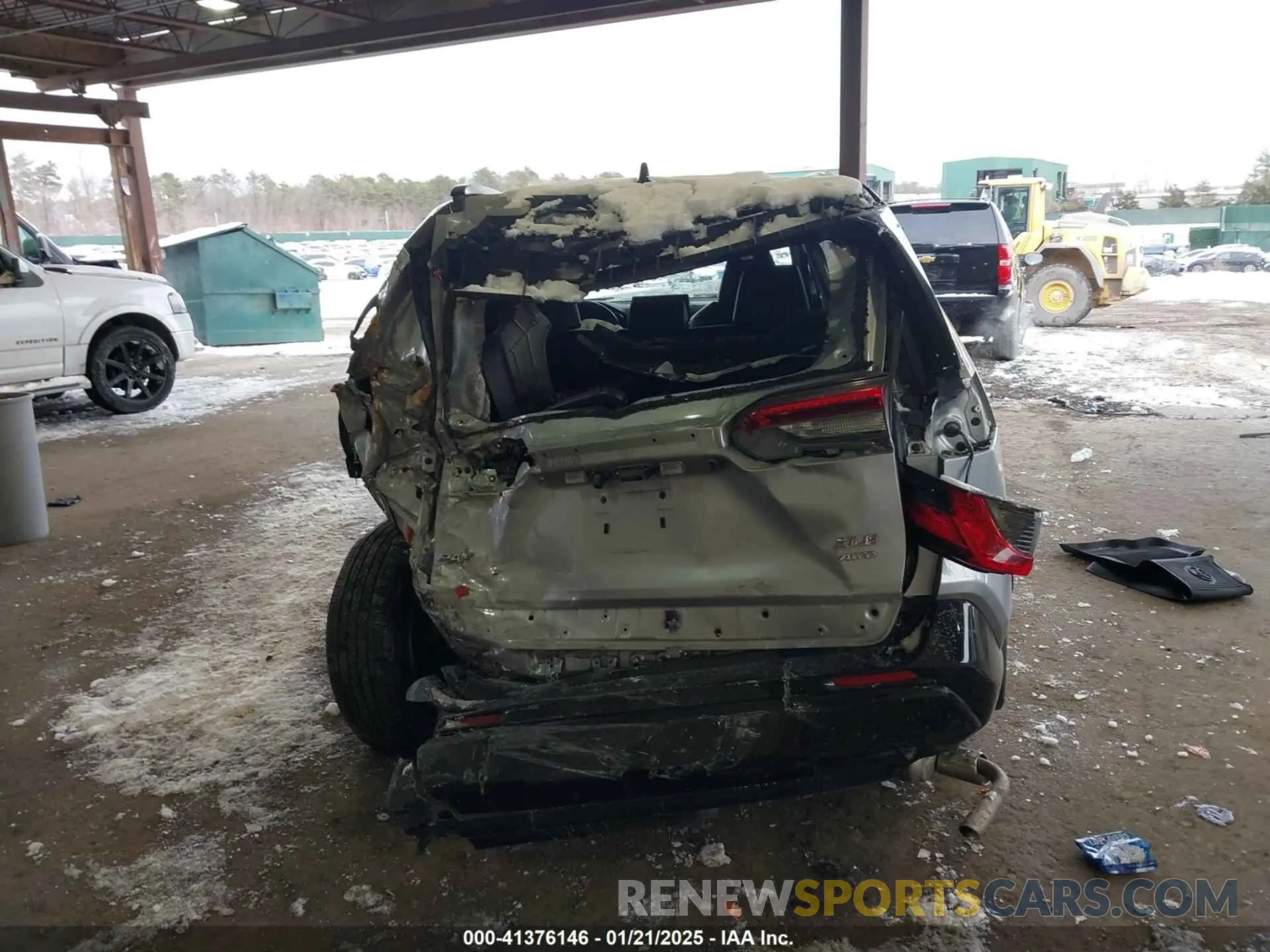 16 fotografías del automóvil dañado 2T3A1RFV3KW064119 TOYOTA RAV4 2019