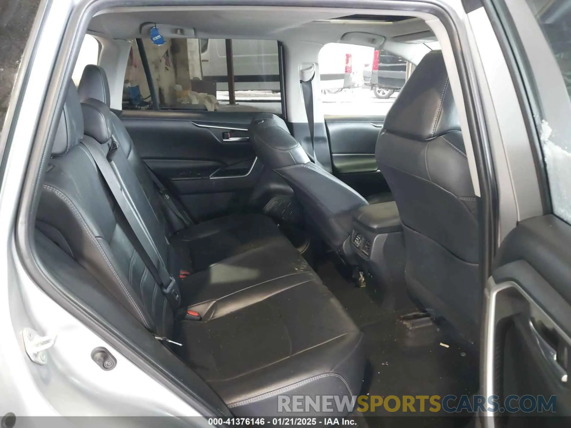 8 fotografías del automóvil dañado 2T3A1RFV3KW064119 TOYOTA RAV4 2019