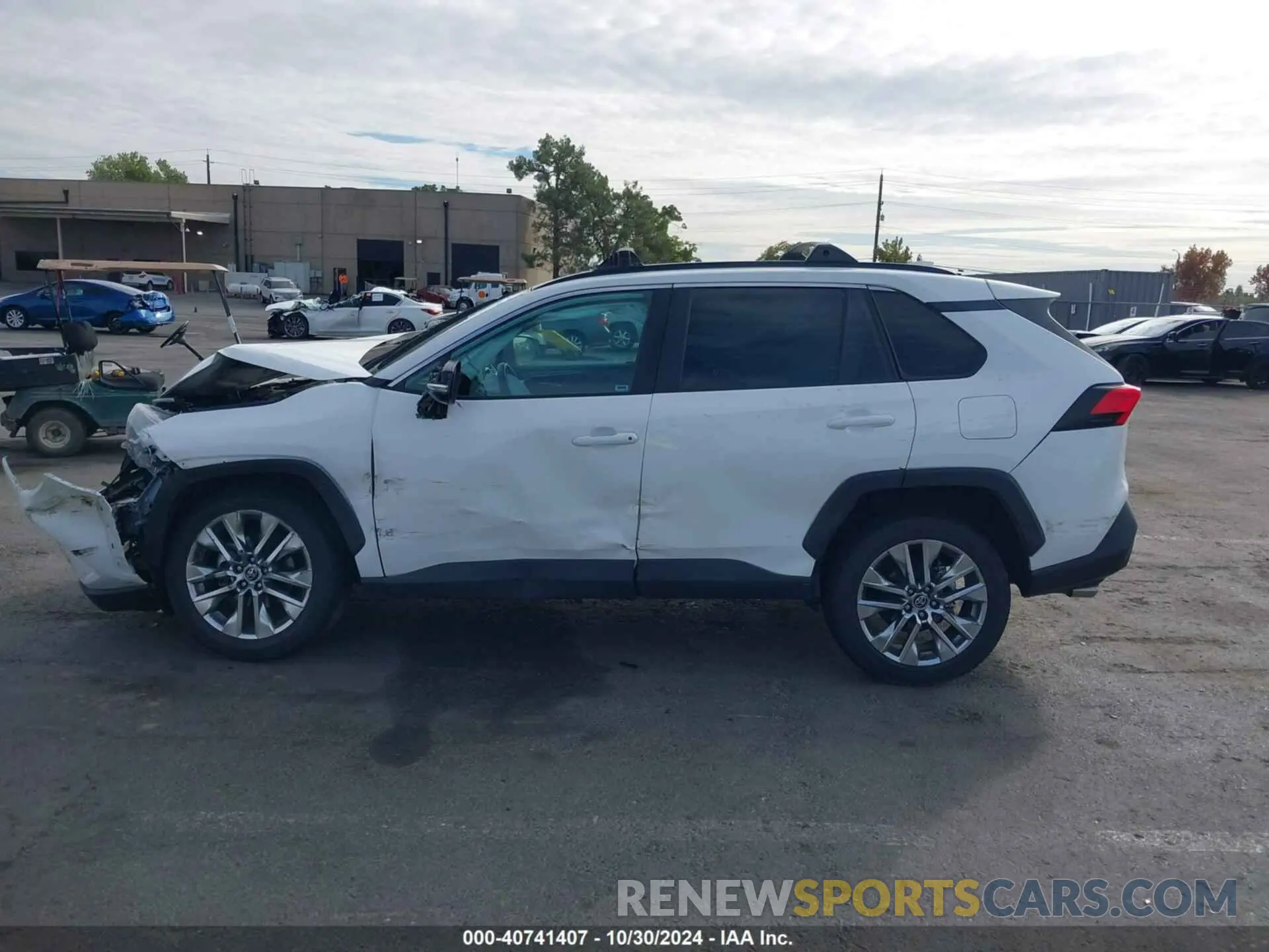 14 fotografías del automóvil dañado 2T3A1RFV4KC050778 TOYOTA RAV4 2019