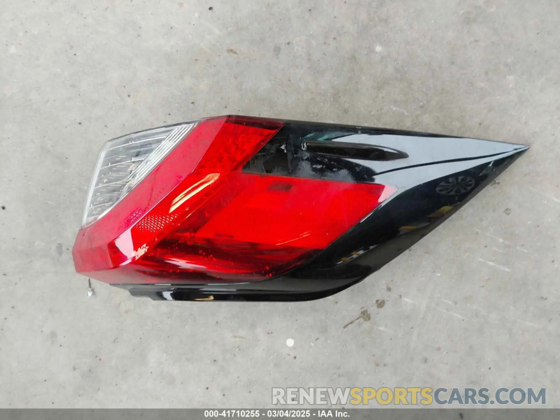 12 fotografías del automóvil dañado 2T3A1RFV4KW081334 TOYOTA RAV4 2019