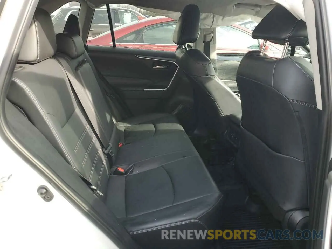 11 fotografías del automóvil dañado 2T3A1RFV6KC028295 TOYOTA RAV4 2019