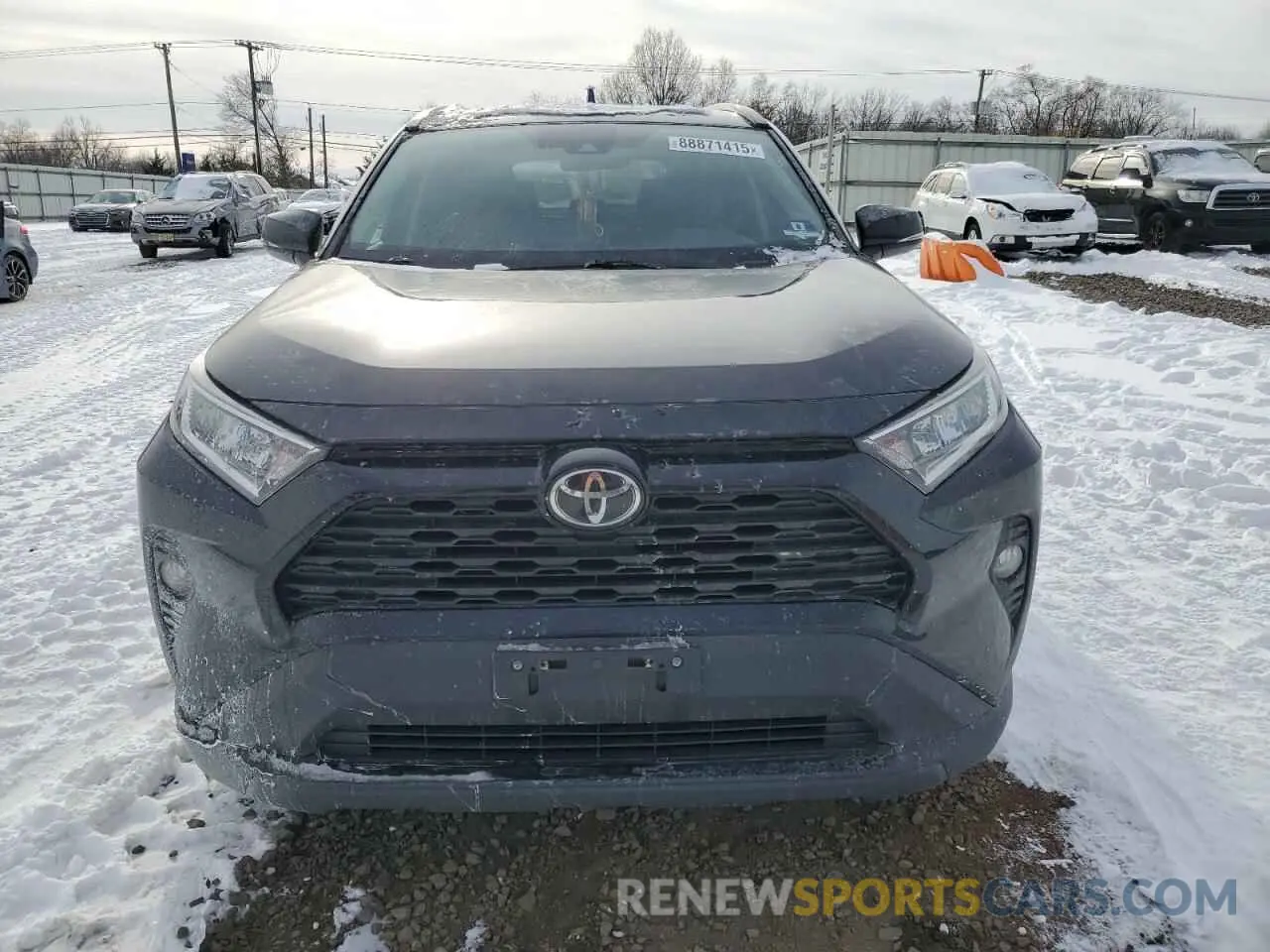 5 fotografías del automóvil dañado 2T3A1RFV8KC030761 TOYOTA RAV4 2019