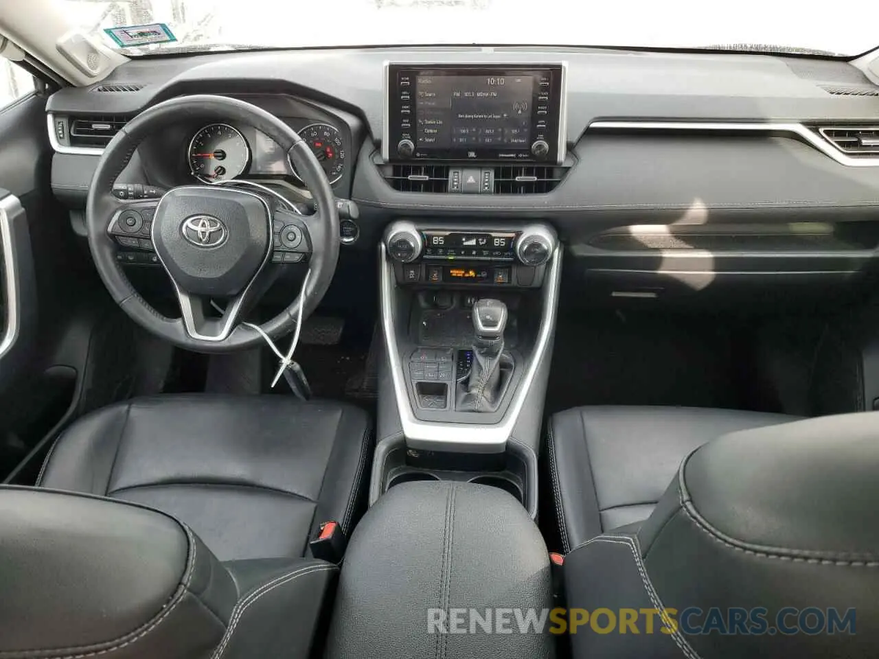 8 fotografías del automóvil dañado 2T3A1RFV8KC030761 TOYOTA RAV4 2019