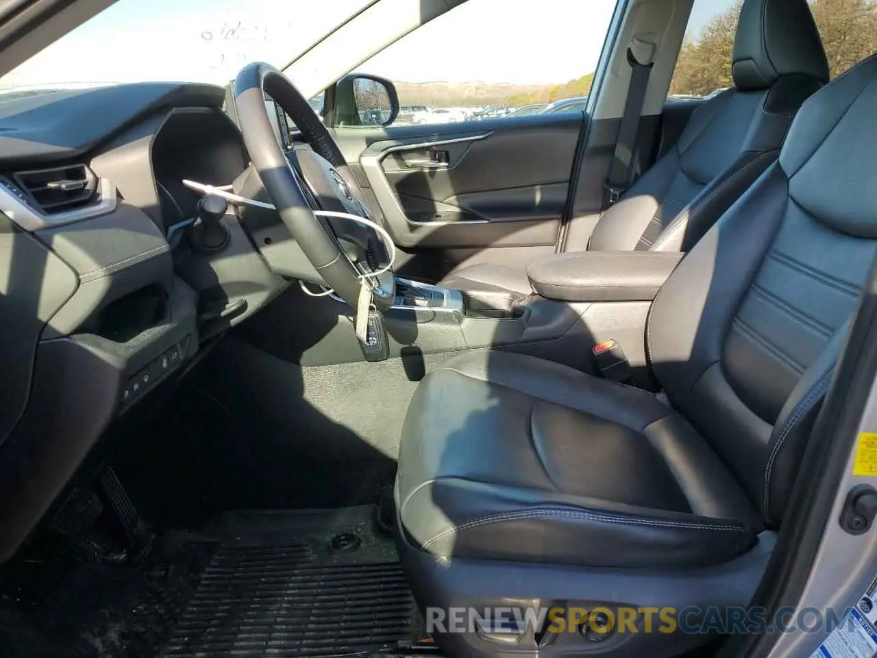 7 fotografías del automóvil dañado 2T3A1RFV8KC031456 TOYOTA RAV4 2019