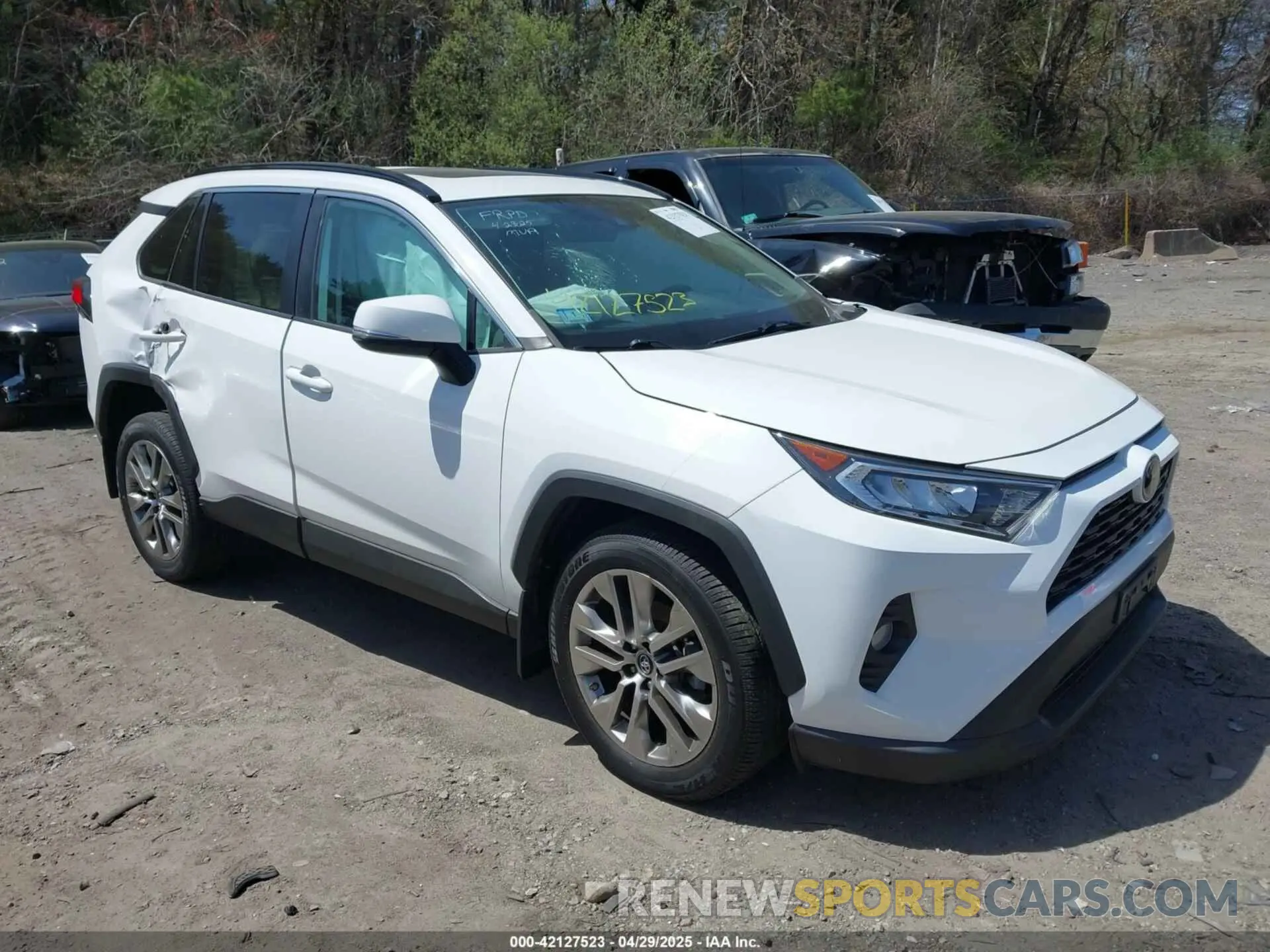 1 fotografías del automóvil dañado 2T3A1RFV8KW063483 TOYOTA RAV4 2019