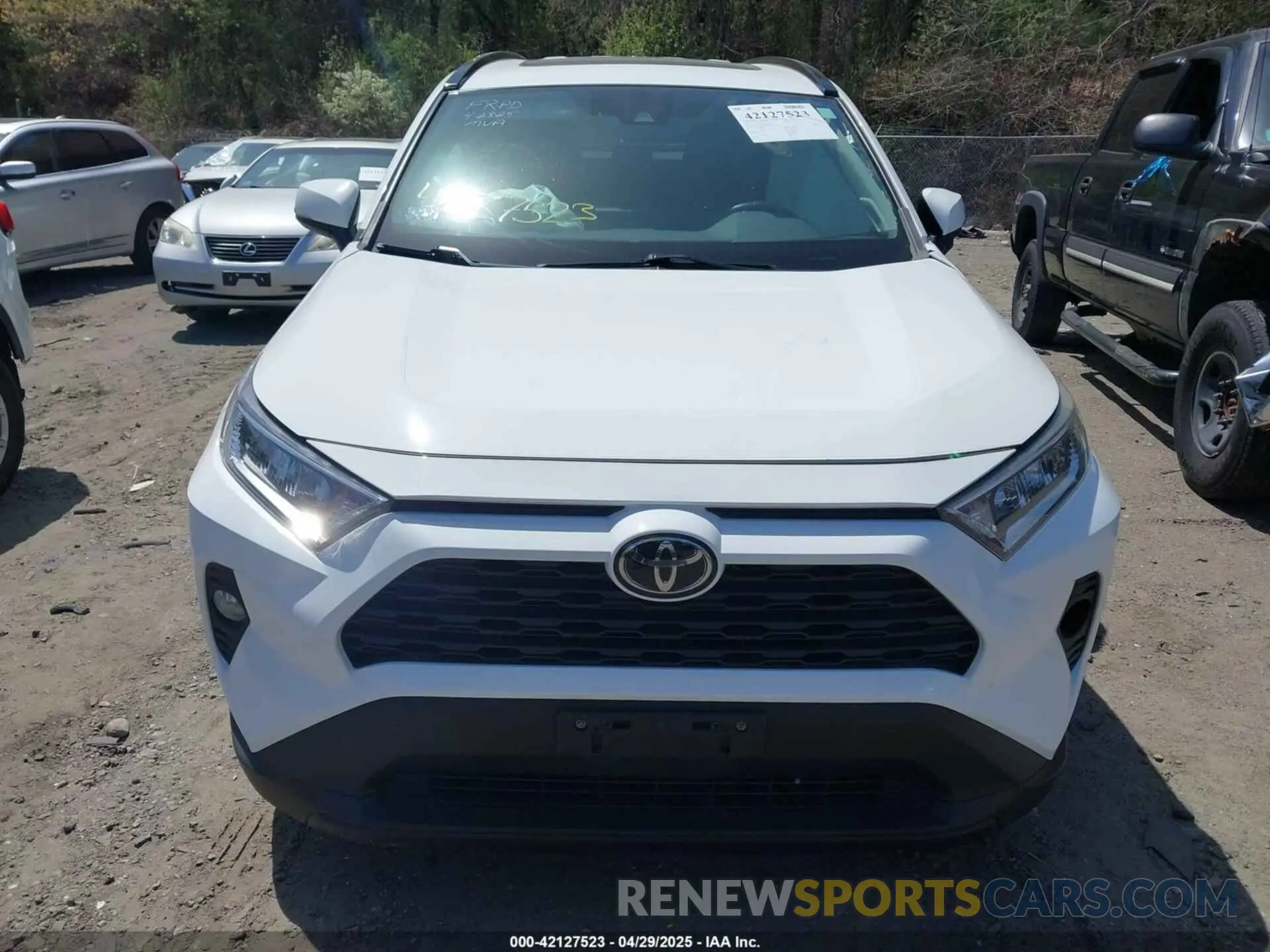 13 fotografías del automóvil dañado 2T3A1RFV8KW063483 TOYOTA RAV4 2019