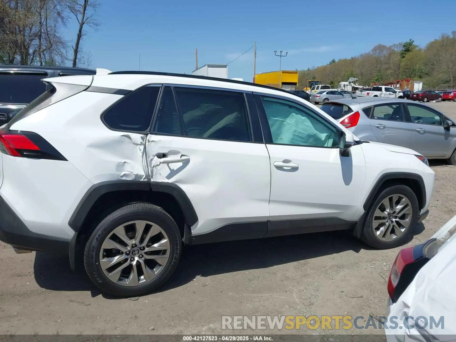 14 fotografías del automóvil dañado 2T3A1RFV8KW063483 TOYOTA RAV4 2019