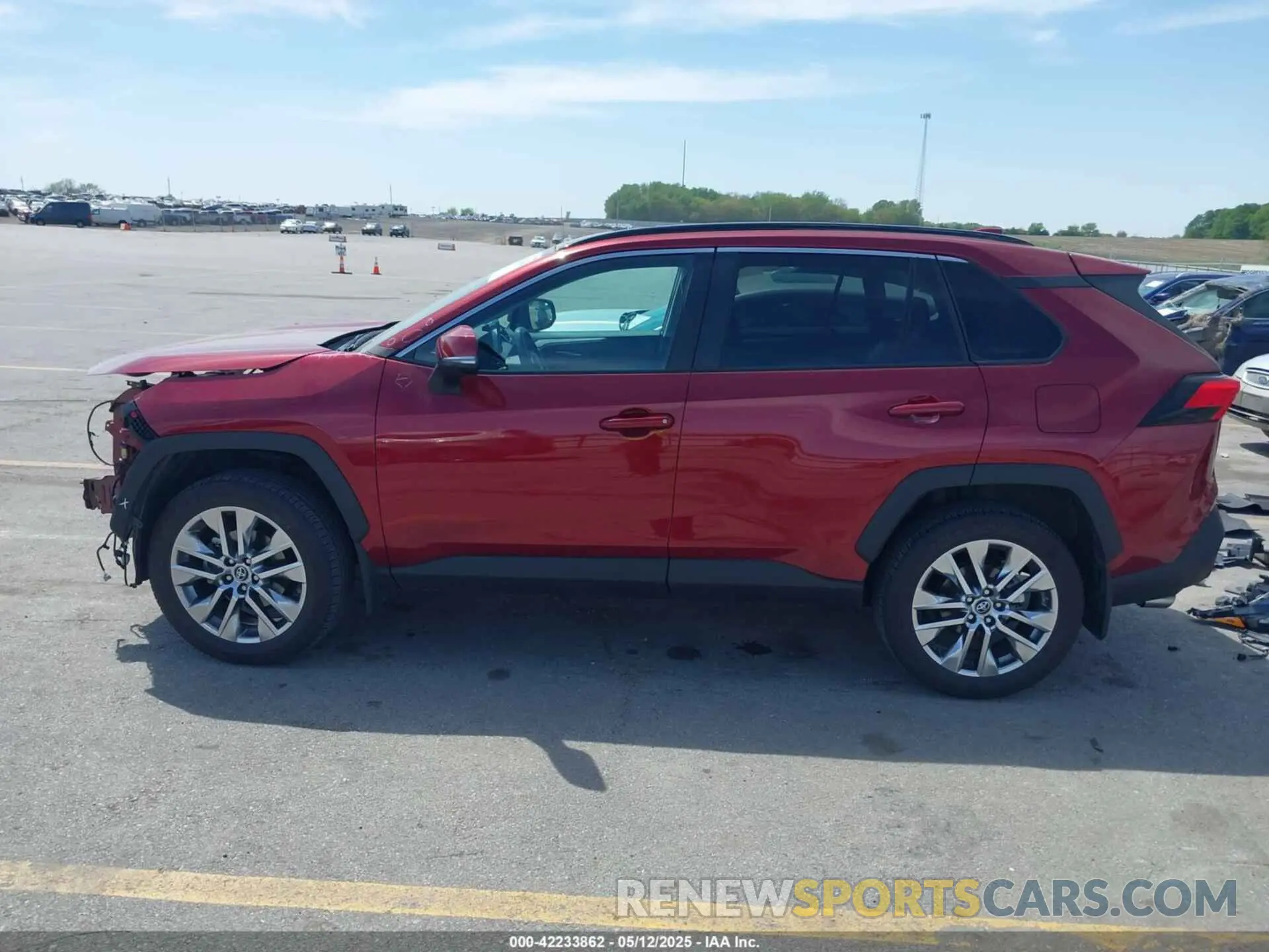 14 fotografías del automóvil dañado 2T3A1RFV8KW080641 TOYOTA RAV4 2019