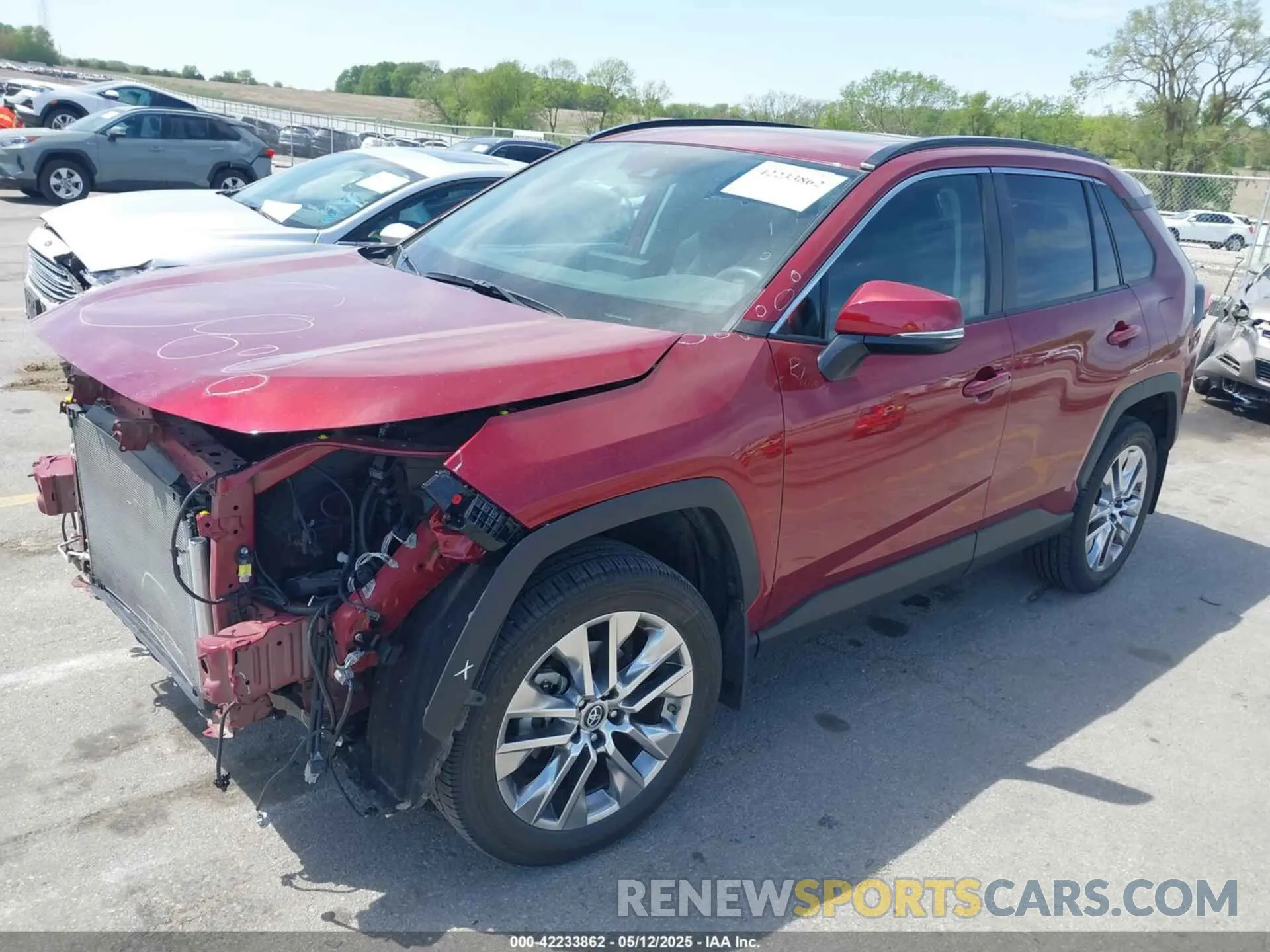 2 fotografías del automóvil dañado 2T3A1RFV8KW080641 TOYOTA RAV4 2019