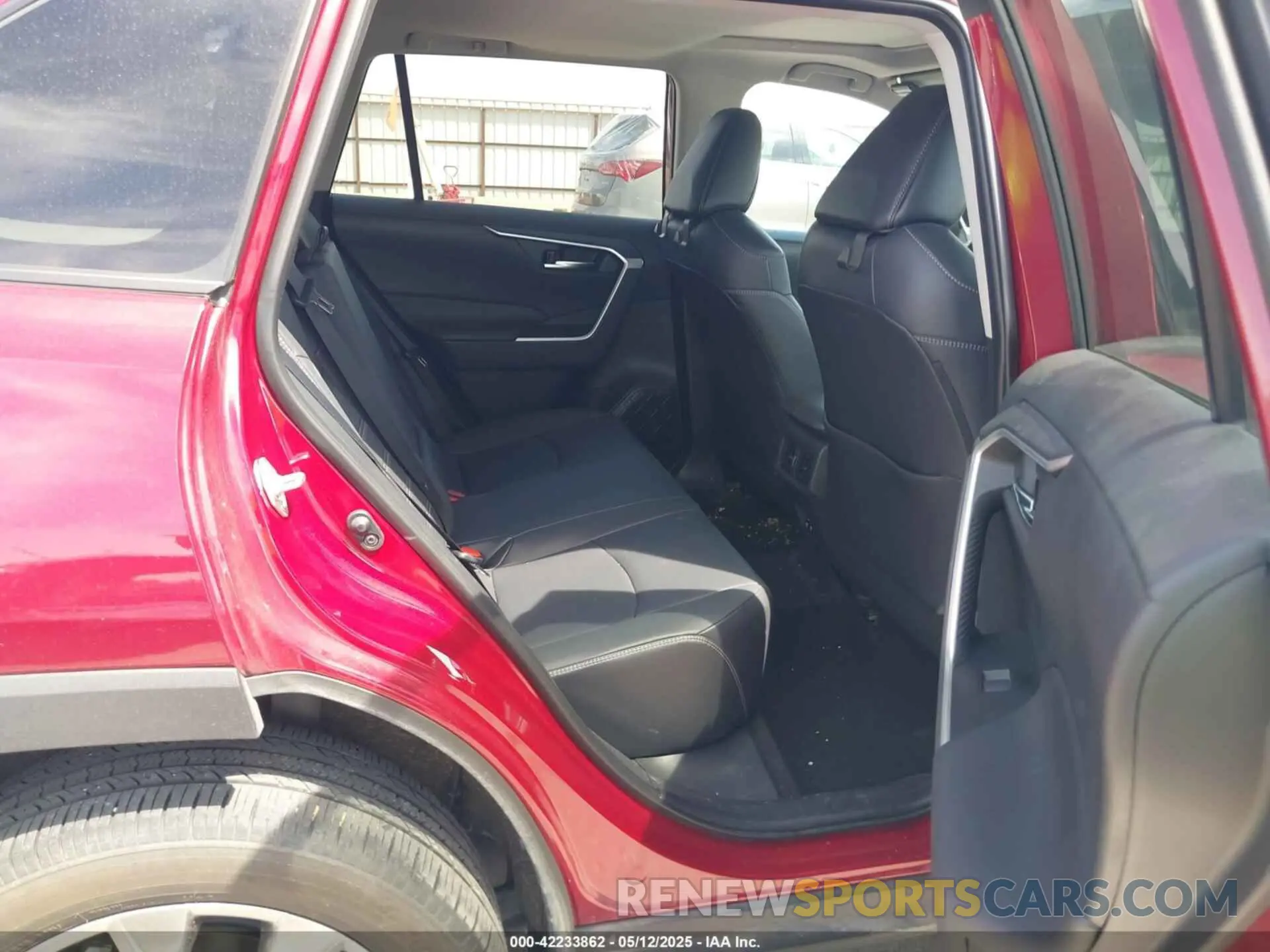 8 fotografías del automóvil dañado 2T3A1RFV8KW080641 TOYOTA RAV4 2019