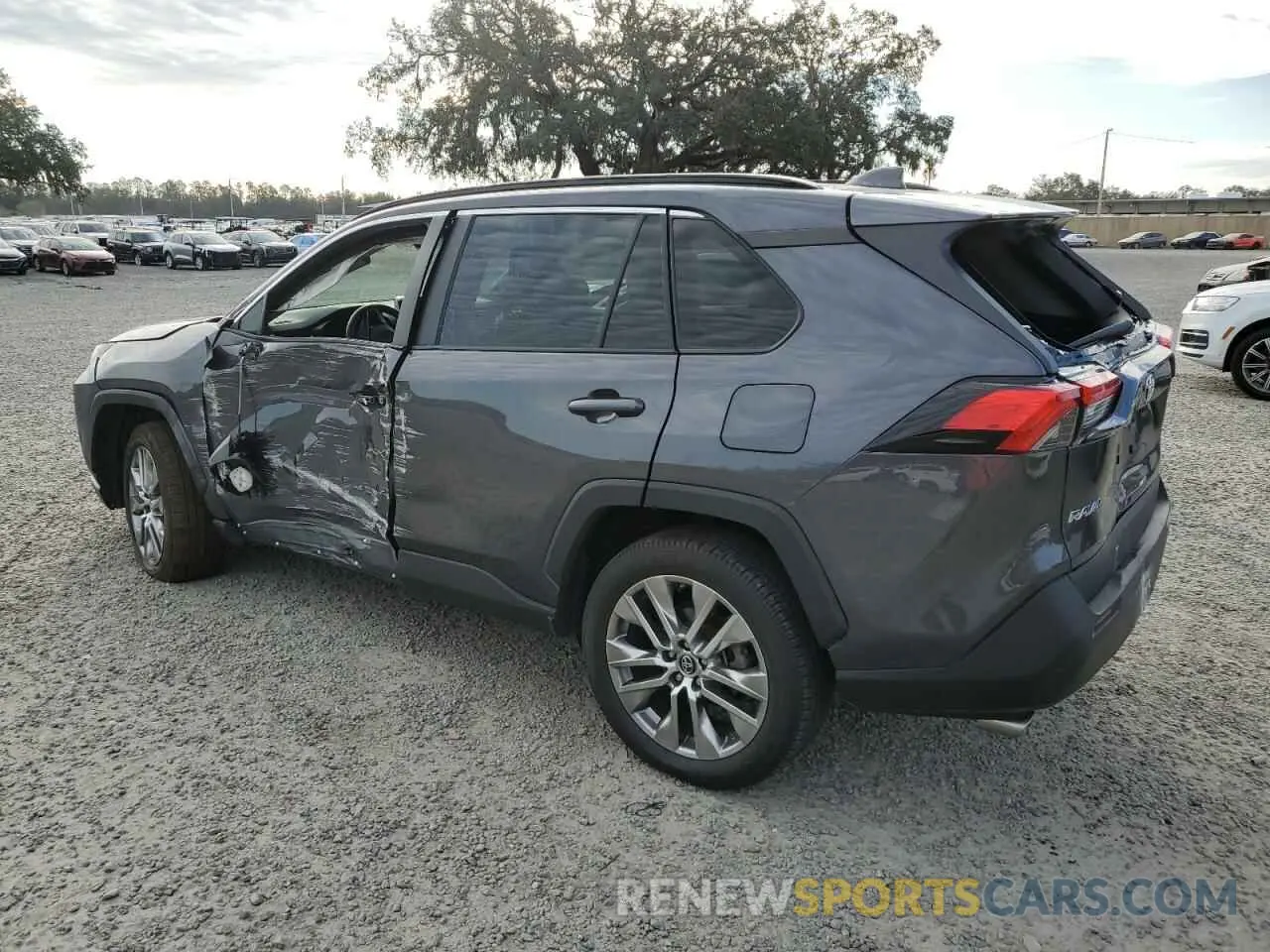 2 fotografías del automóvil dañado 2T3A1RFV9KW083158 TOYOTA RAV4 2019