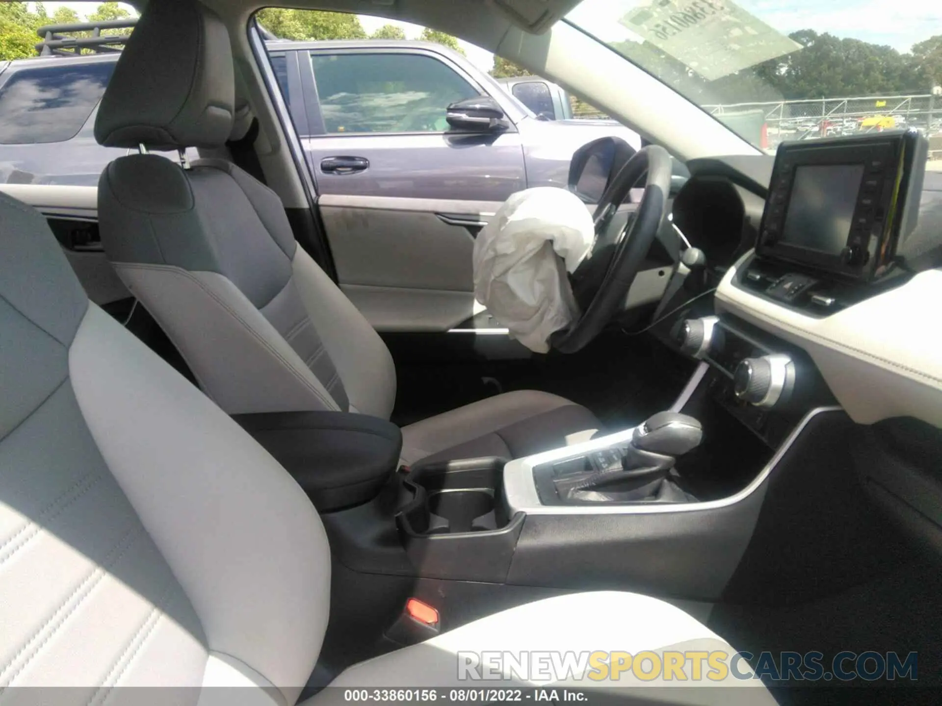 5 fotografías del automóvil dañado 2T3A1RFVXKC043690 TOYOTA RAV4 2019