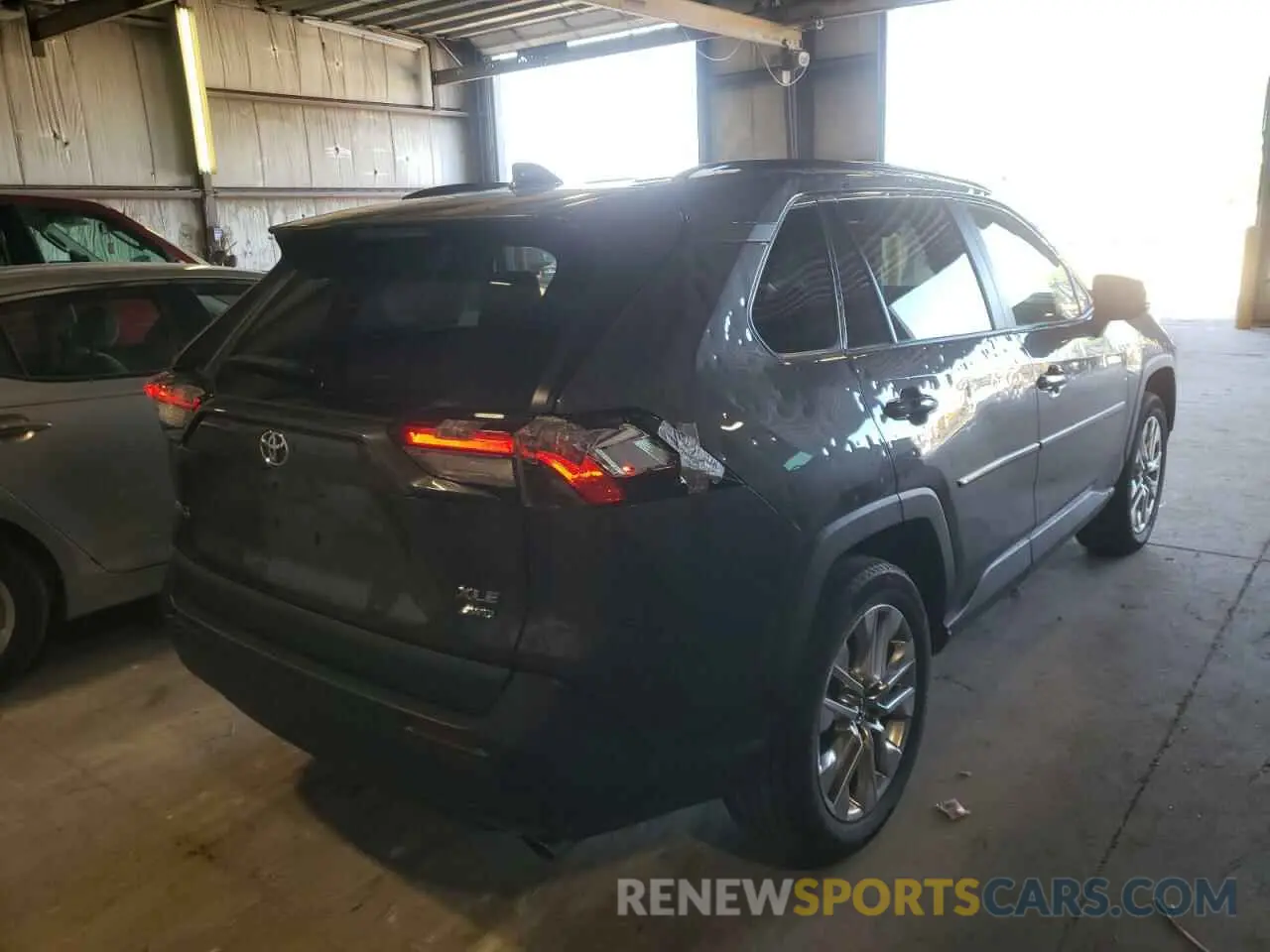 4 fotografías del automóvil dañado 2T3A1RFVXKW008436 TOYOTA RAV4 2019