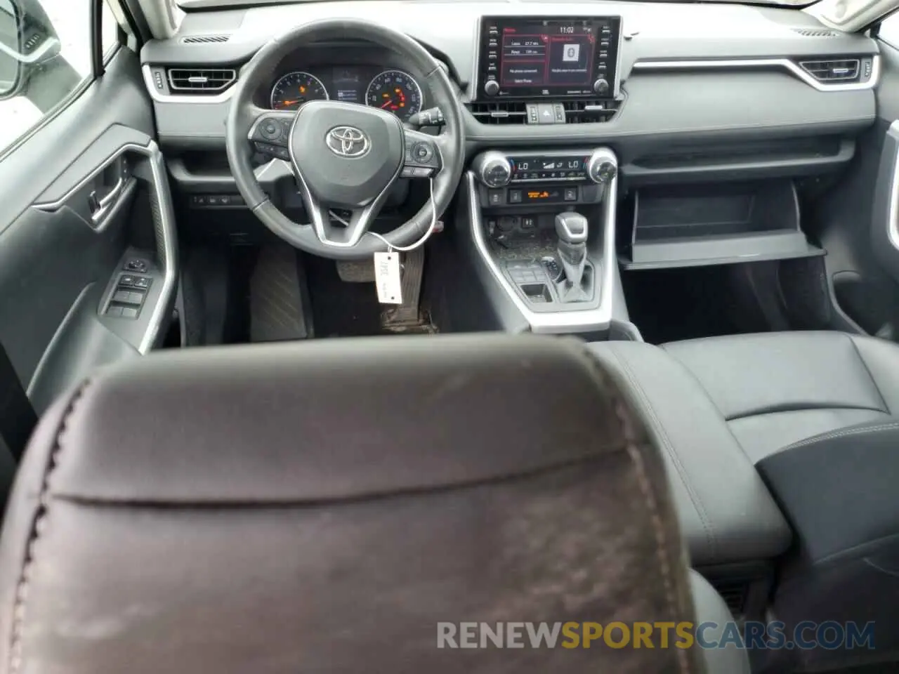 8 fotografías del automóvil dañado 2T3A1RFVXKW023048 TOYOTA RAV4 2019