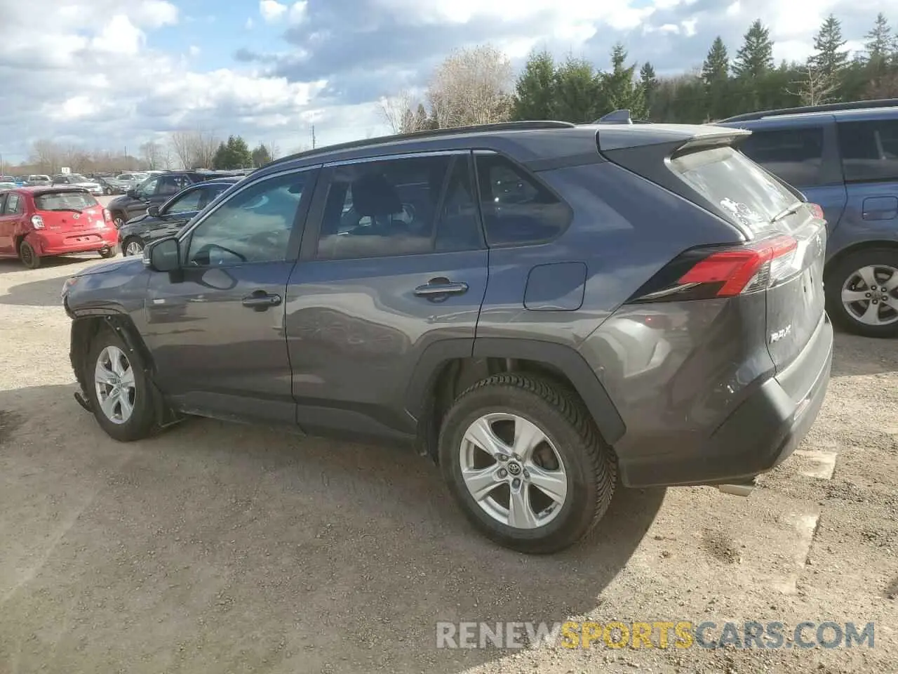 2 fotografías del automóvil dañado 2T3B1RFV0KW018655 TOYOTA RAV4 2019