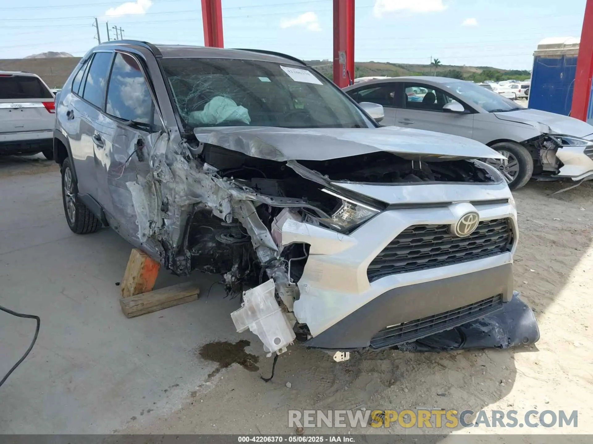 1 fotografías del automóvil dañado 2T3C1RFV0KW034830 TOYOTA RAV4 2019