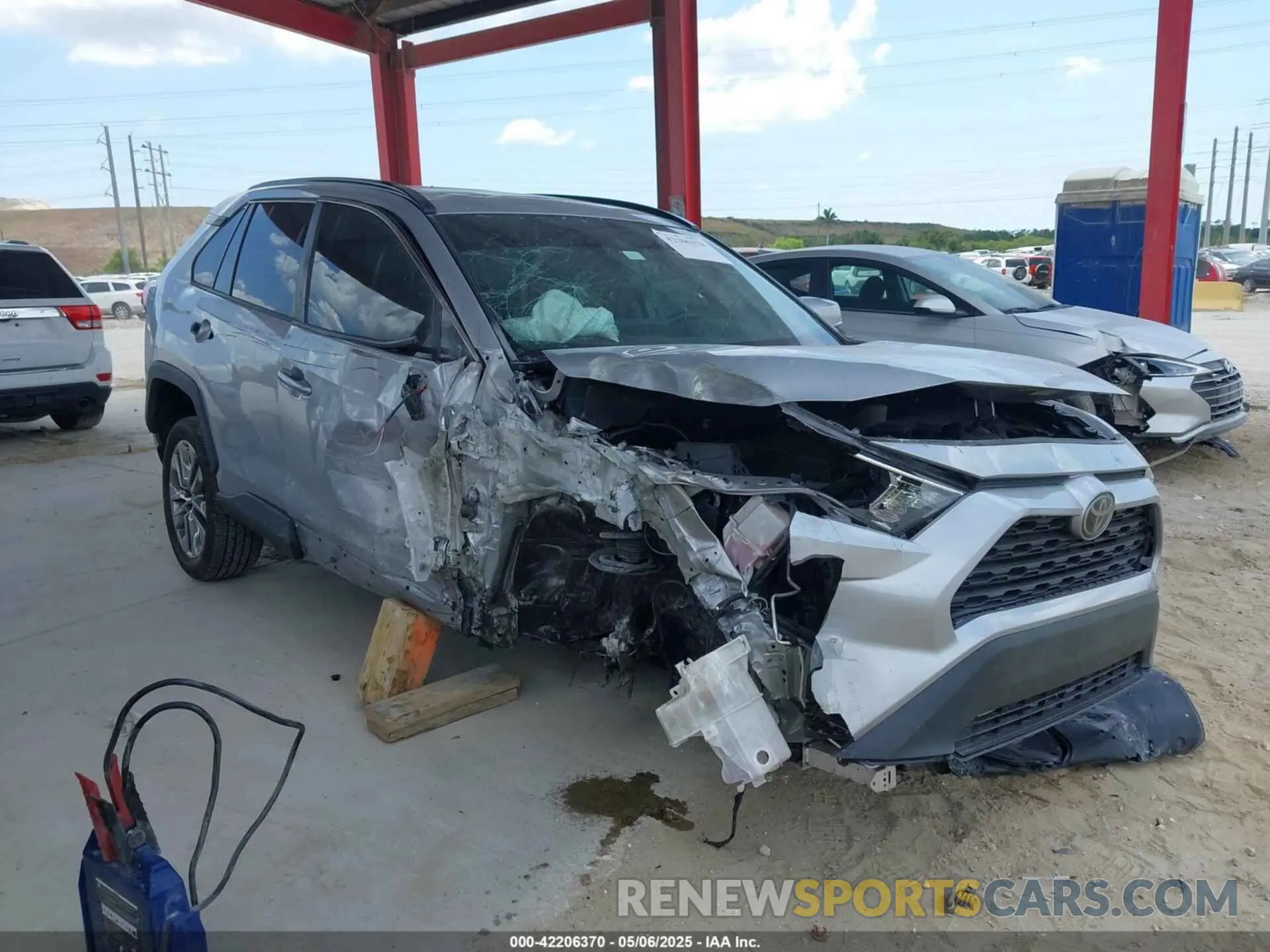 6 fotografías del automóvil dañado 2T3C1RFV0KW034830 TOYOTA RAV4 2019