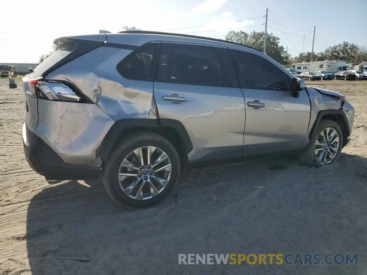 3 fotografías del automóvil dañado 2T3C1RFV1KW044010 TOYOTA RAV4 2019