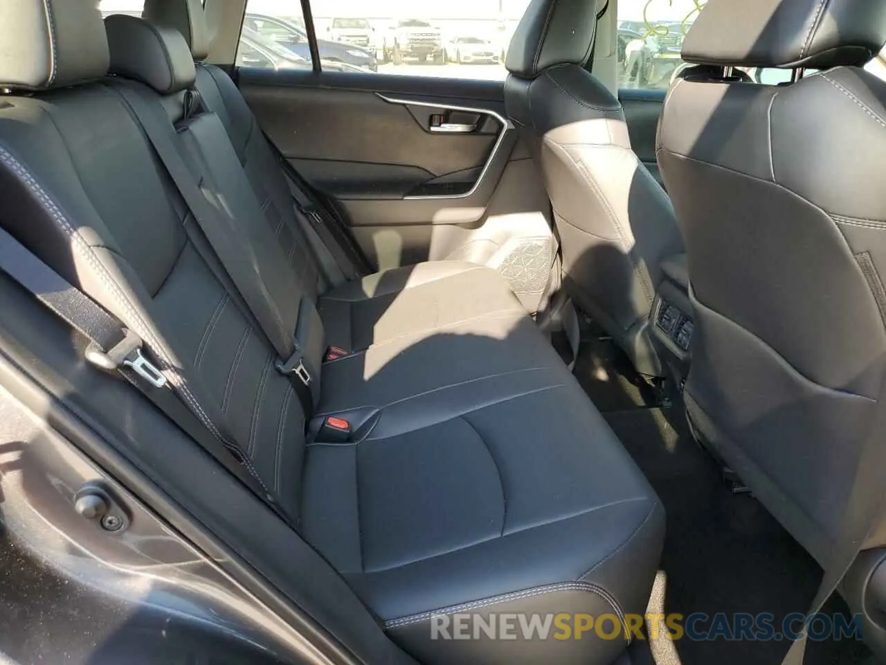 6 fotografías del automóvil dañado 2T3C1RFV3KC033009 TOYOTA RAV4 2019