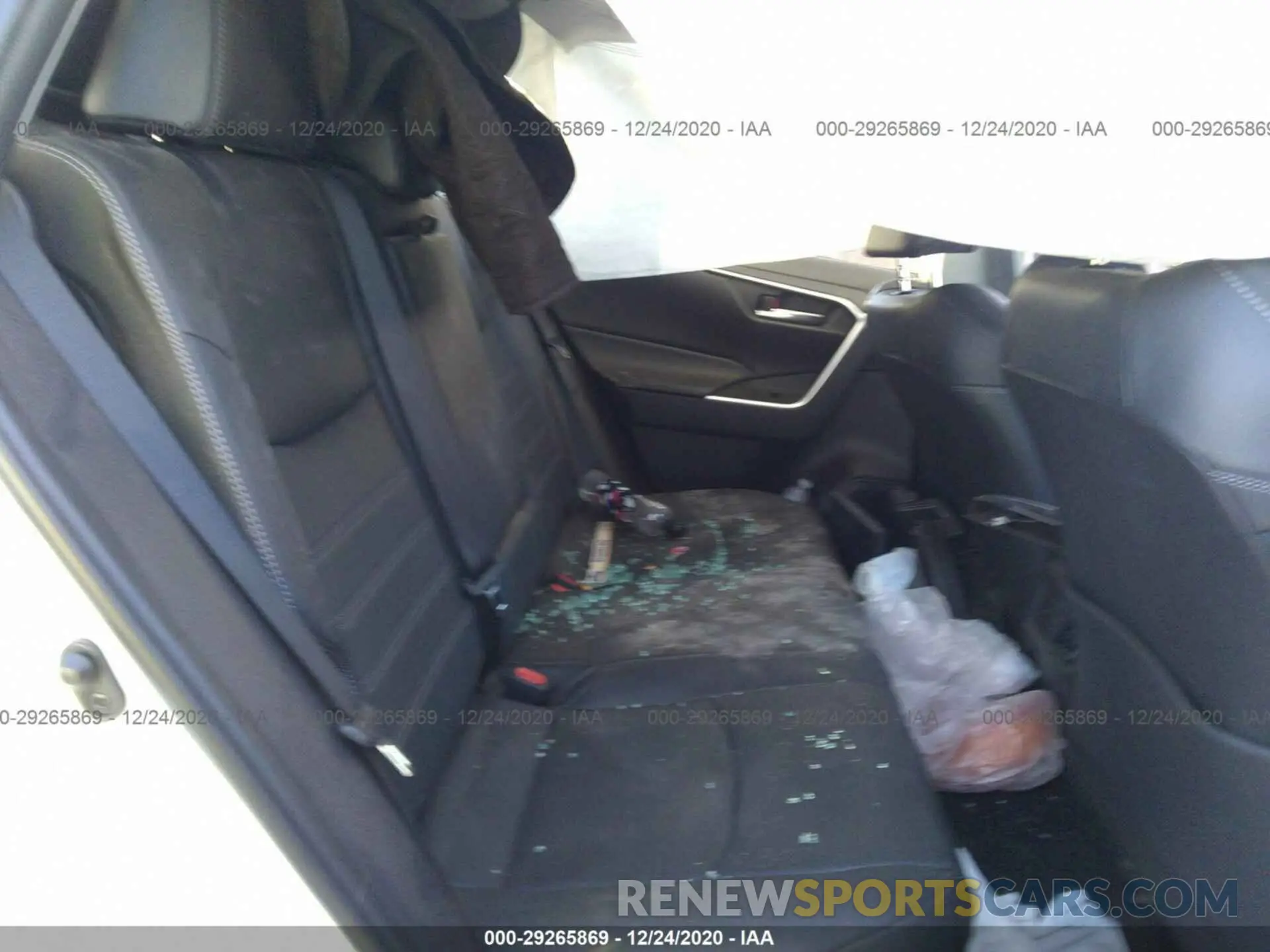 8 fotografías del automóvil dañado 2T3C1RFV3KW032344 TOYOTA RAV4 2019