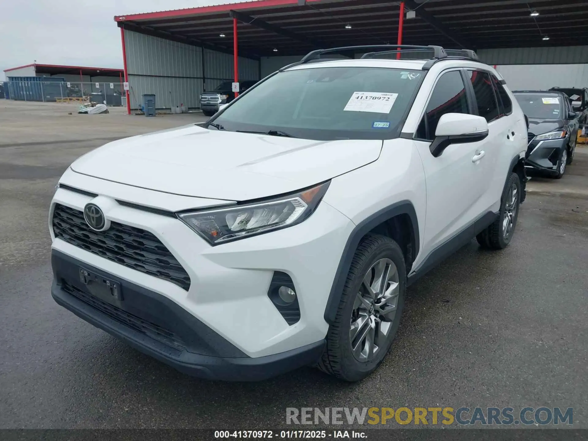 2 fotografías del automóvil dañado 2T3C1RFV3KW045496 TOYOTA RAV4 2019