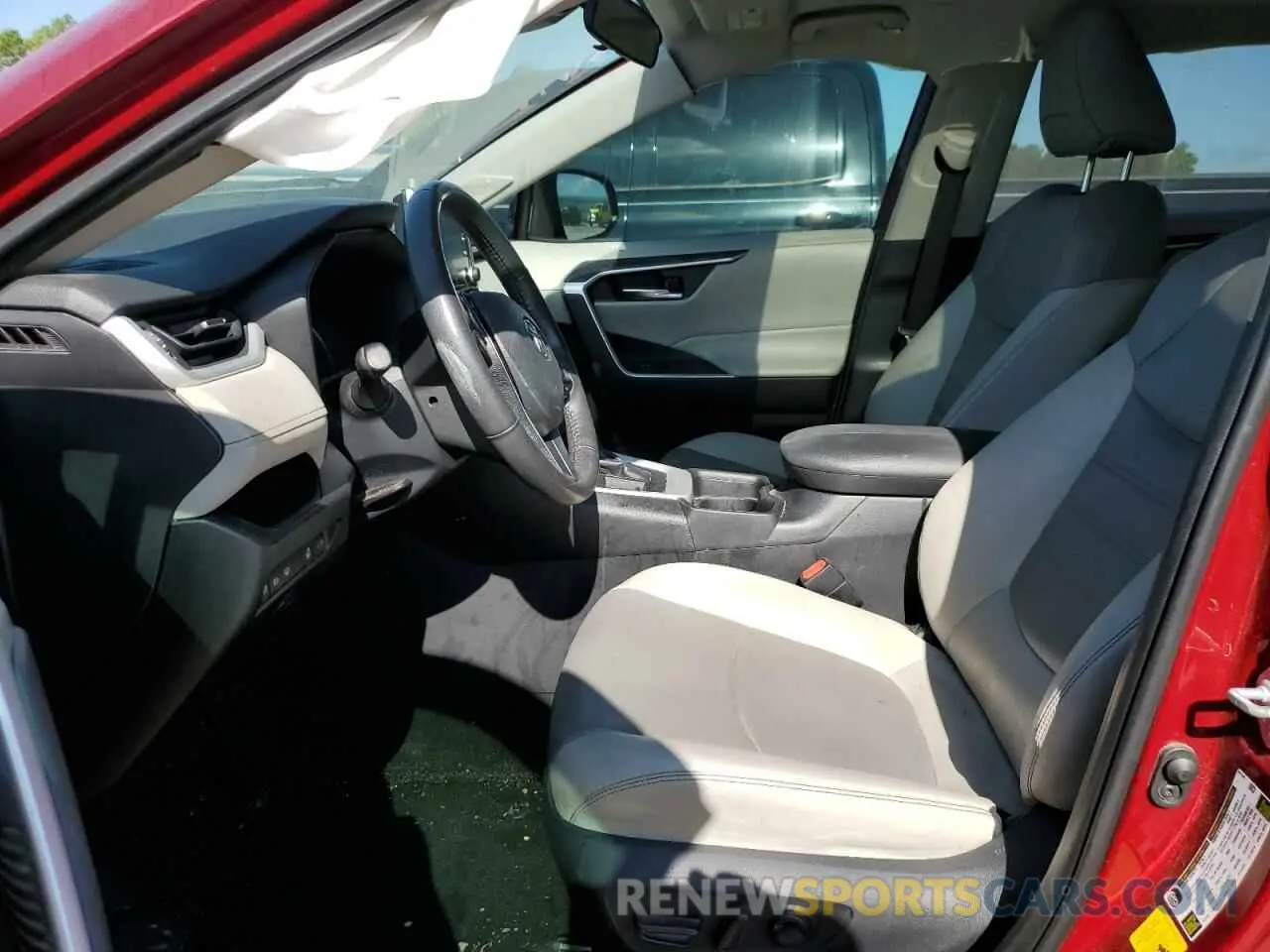 7 fotografías del automóvil dañado 2T3C1RFV3KW056868 TOYOTA RAV4 2019