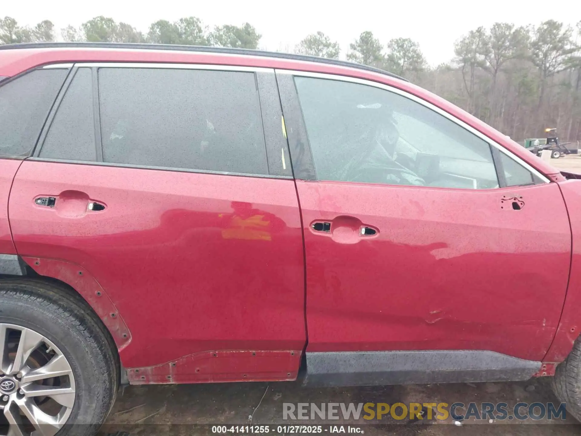 14 fotografías del automóvil dañado 2T3C1RFV4KW018419 TOYOTA RAV4 2019