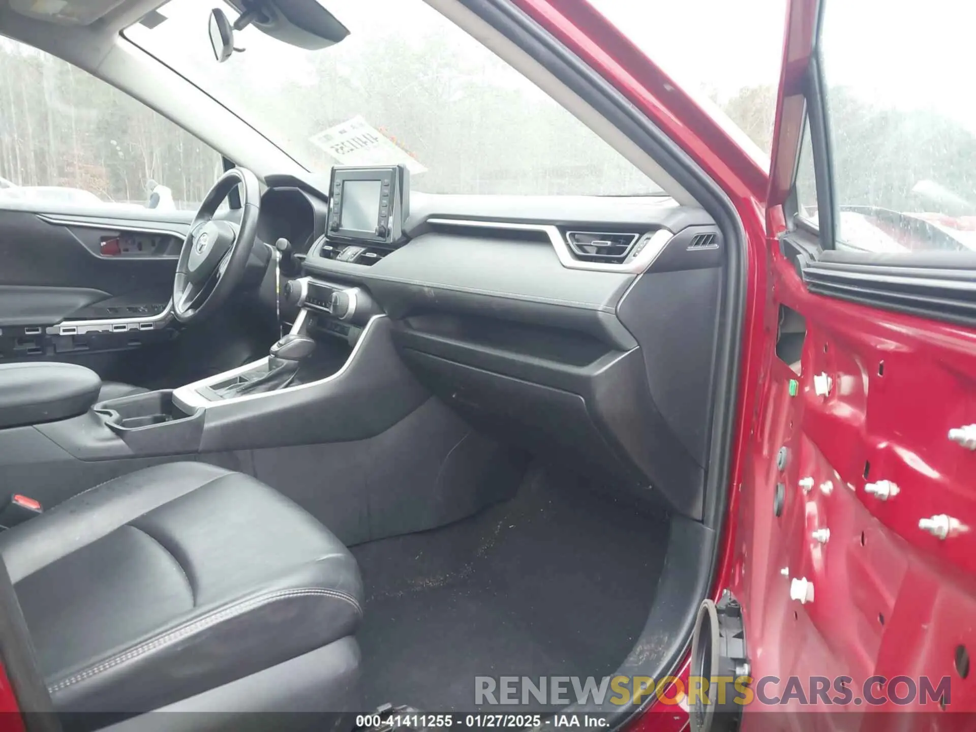 5 fotografías del automóvil dañado 2T3C1RFV4KW018419 TOYOTA RAV4 2019