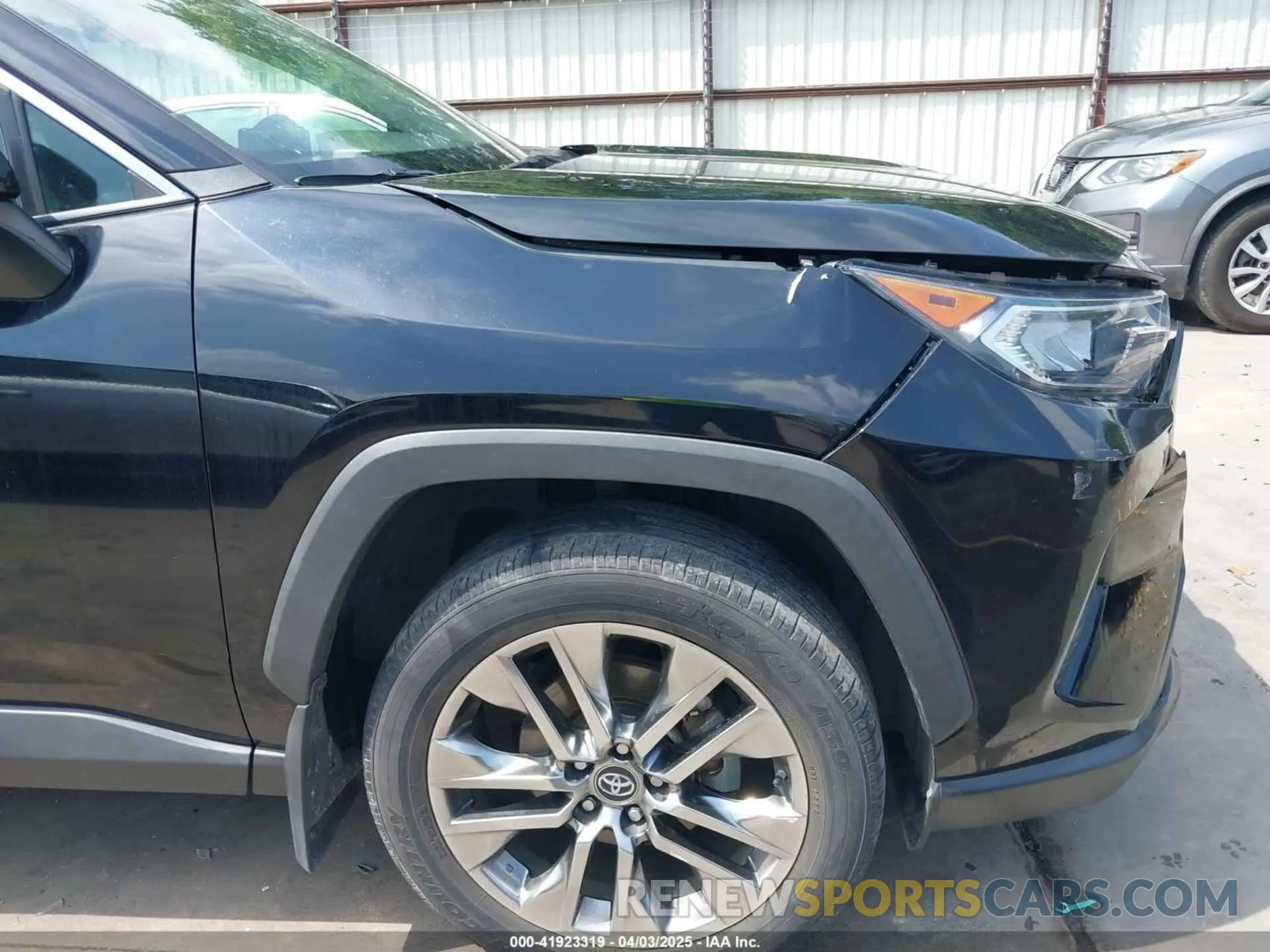 18 fotografías del automóvil dañado 2T3C1RFV4KW021885 TOYOTA RAV4 2019