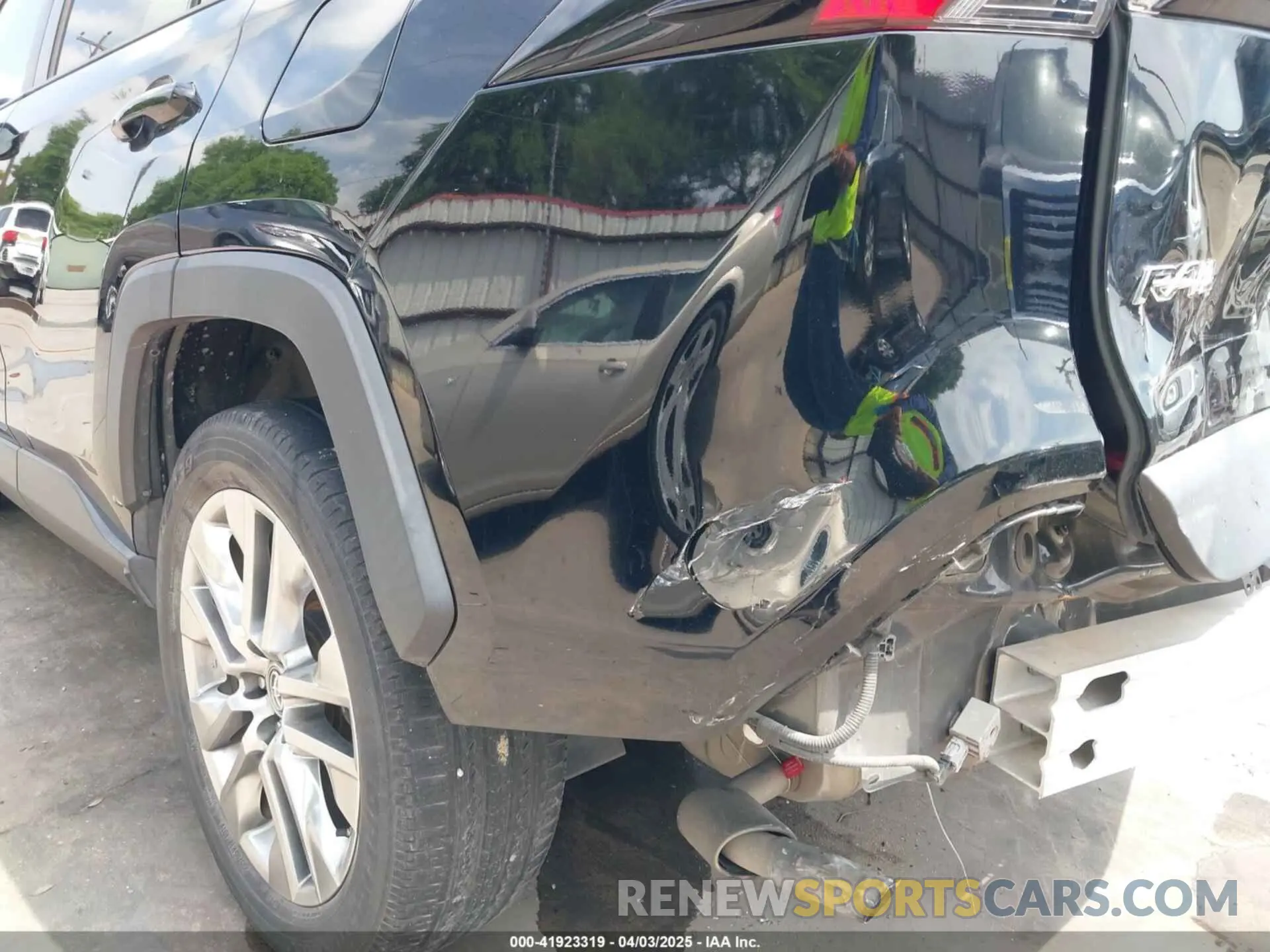 20 fotografías del automóvil dañado 2T3C1RFV4KW021885 TOYOTA RAV4 2019