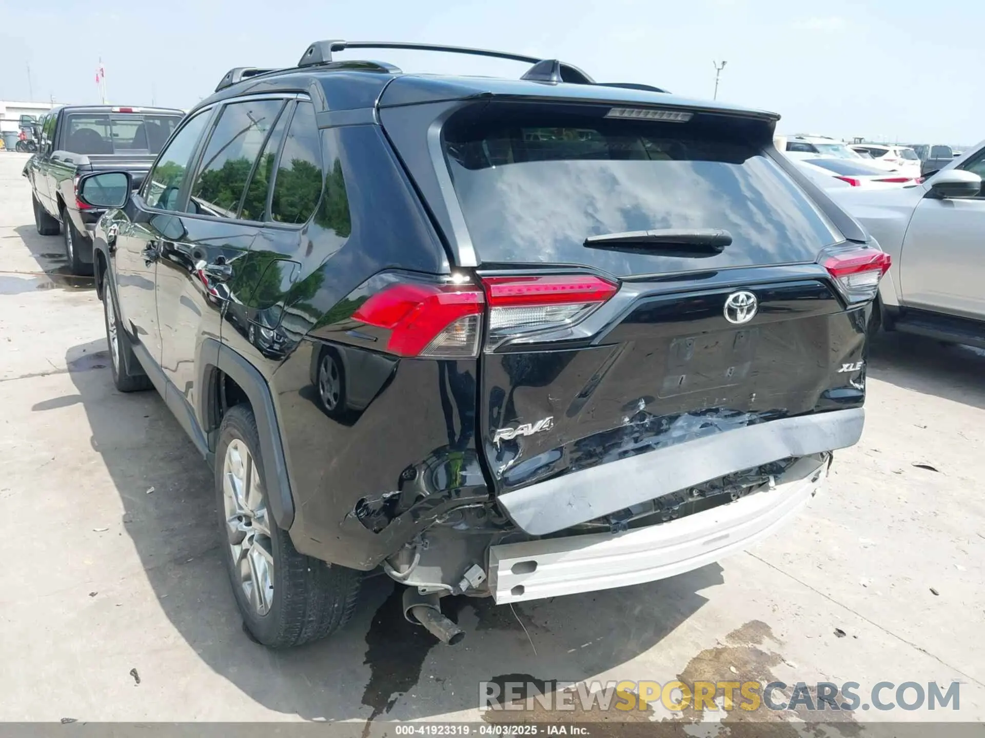 3 fotografías del automóvil dañado 2T3C1RFV4KW021885 TOYOTA RAV4 2019