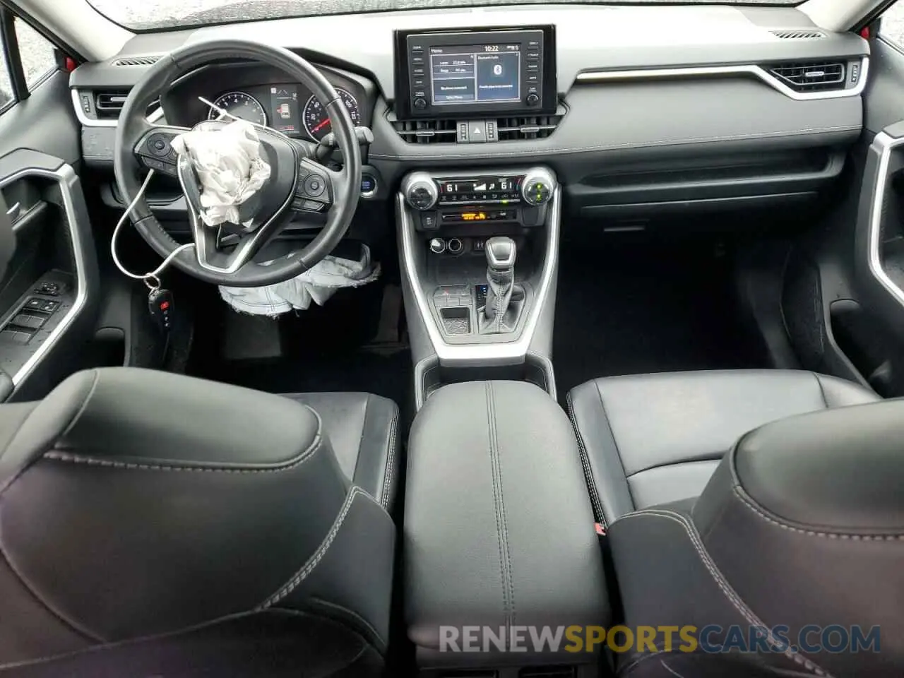 8 fotografías del automóvil dañado 2T3C1RFV5KC013599 TOYOTA RAV4 2019